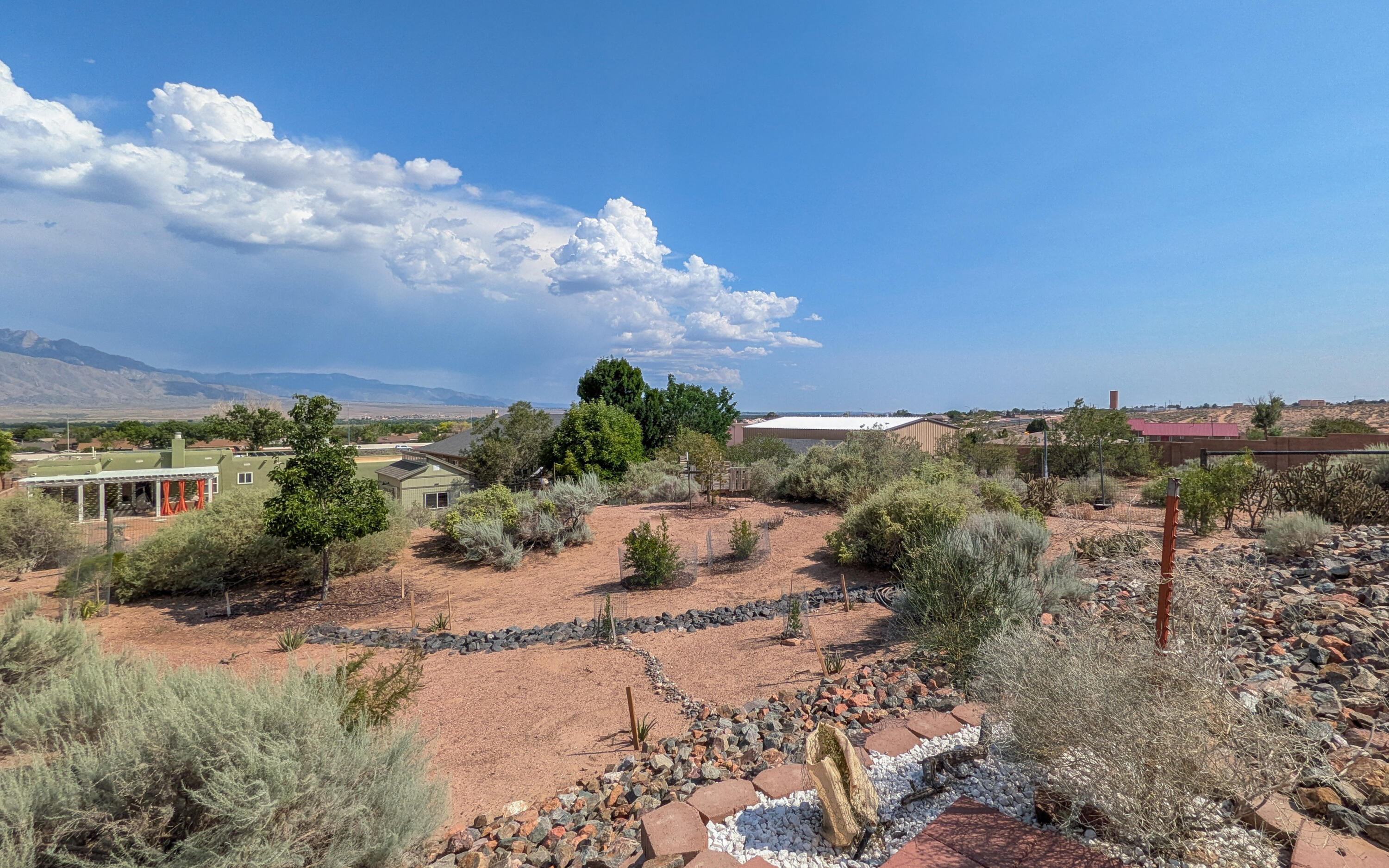 Photo 18 — 1916 Sonora Road NE