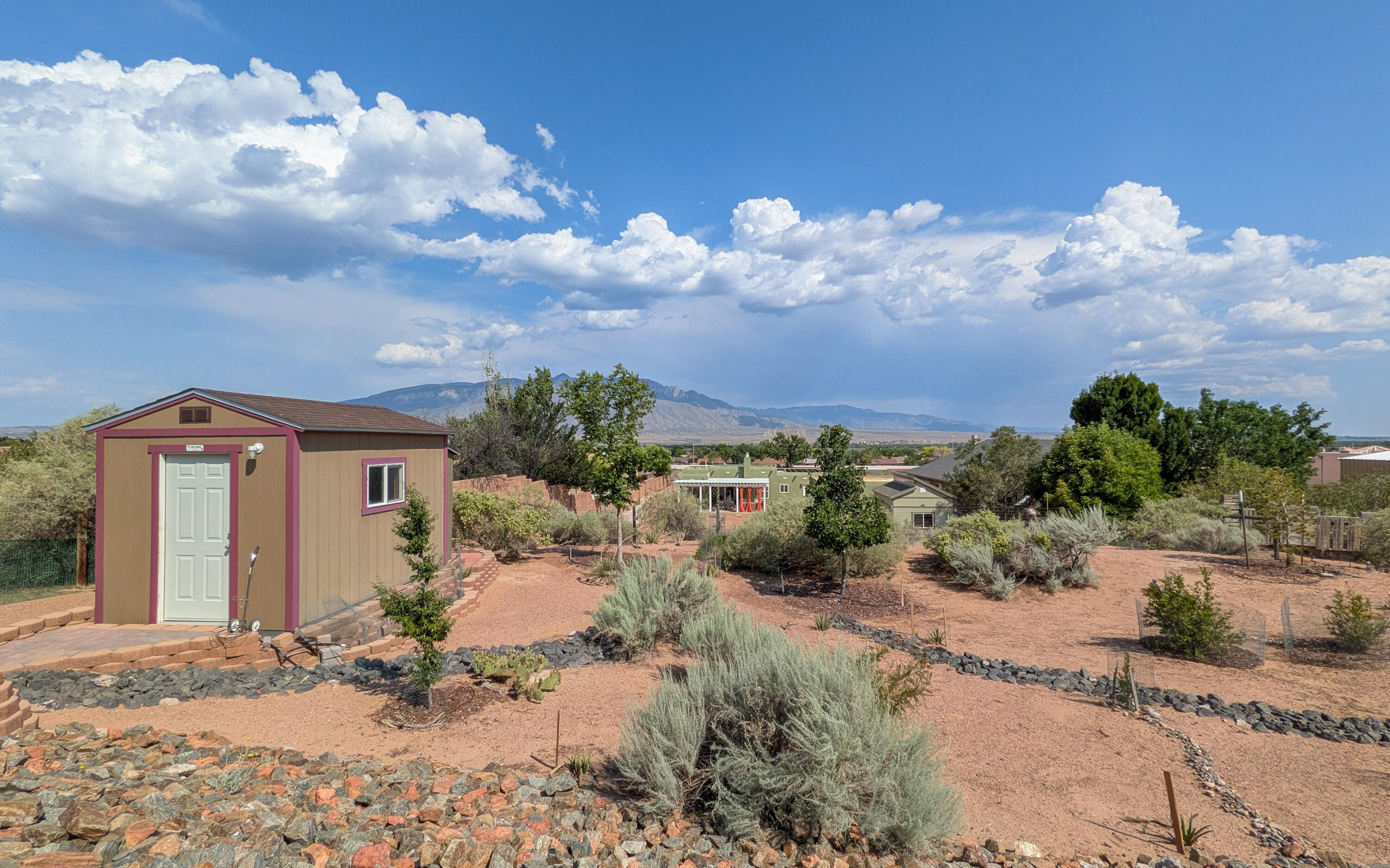 Photo 17 — 1916 Sonora Road NE