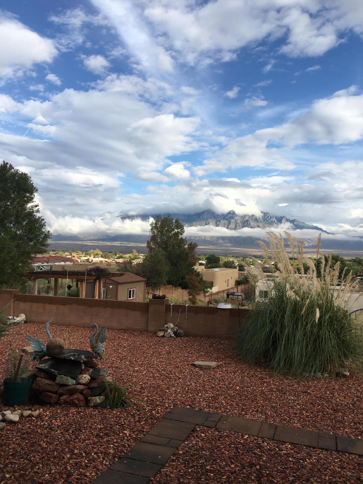 Photo 9 — 1916 Sonora Road NE