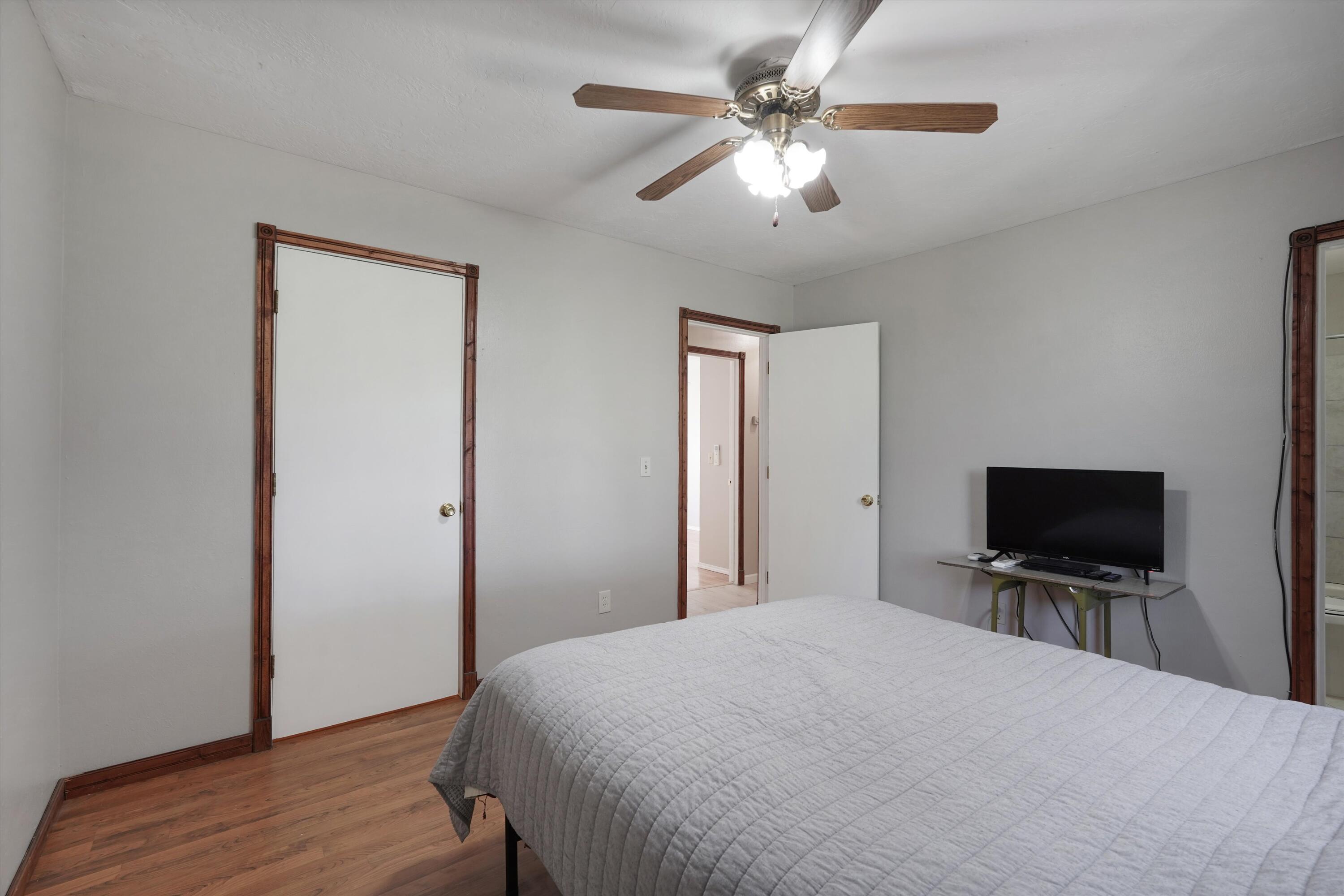 Photo 14 — 5627 Cletsoway Drive SW