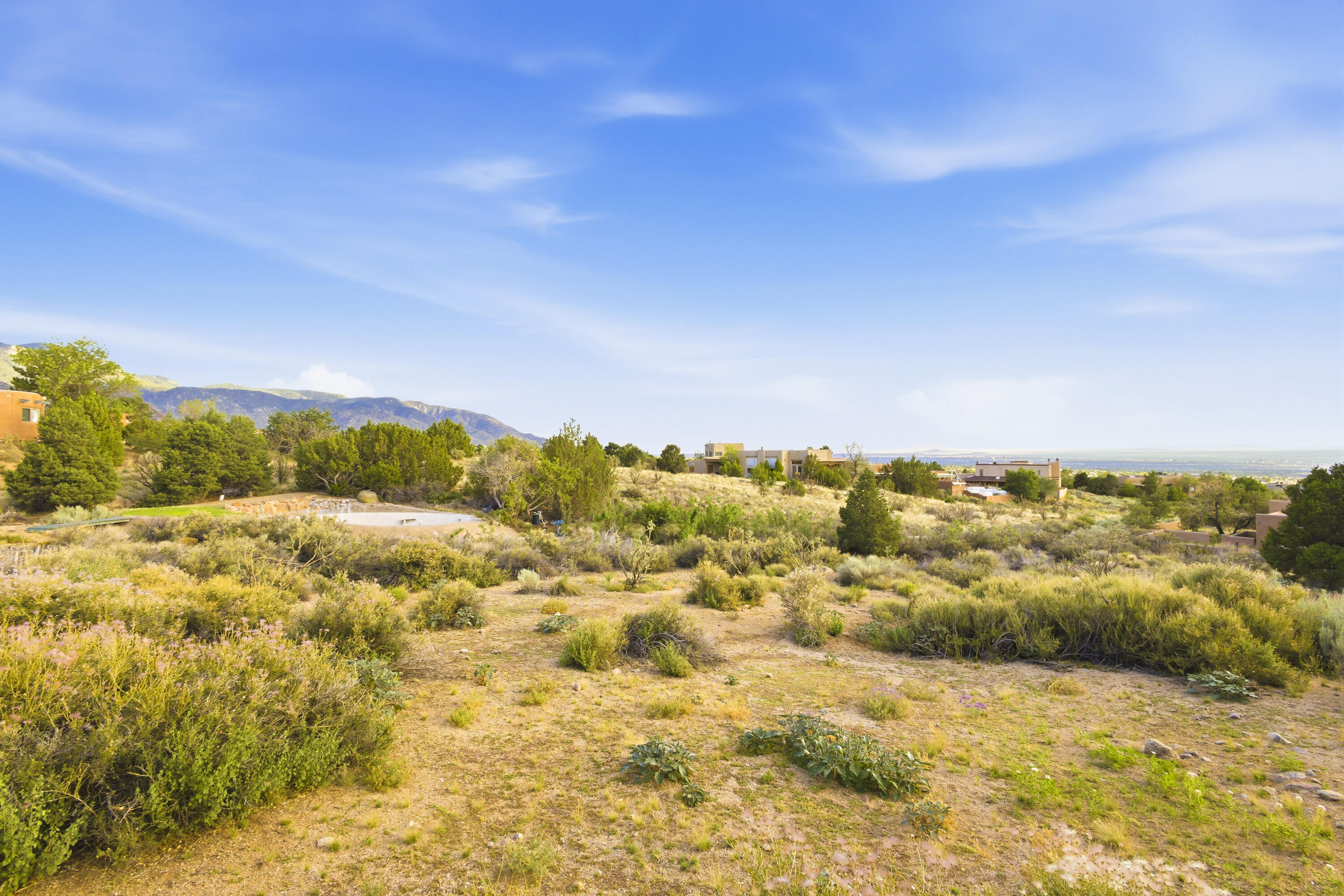 Photo 18 — 72 Pinon Hill Place NE