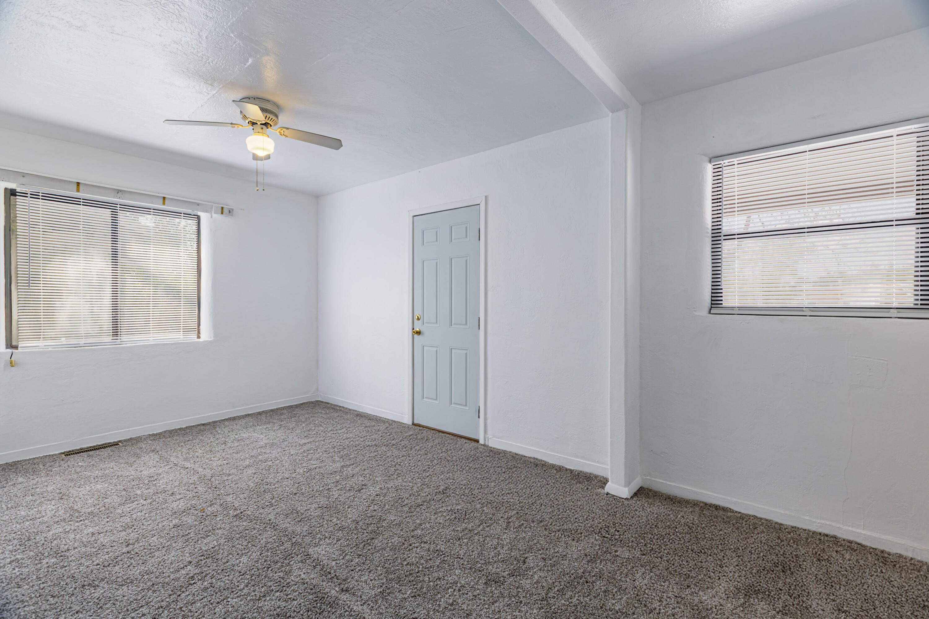 Photo 17 — 5420 Mountain Road NE