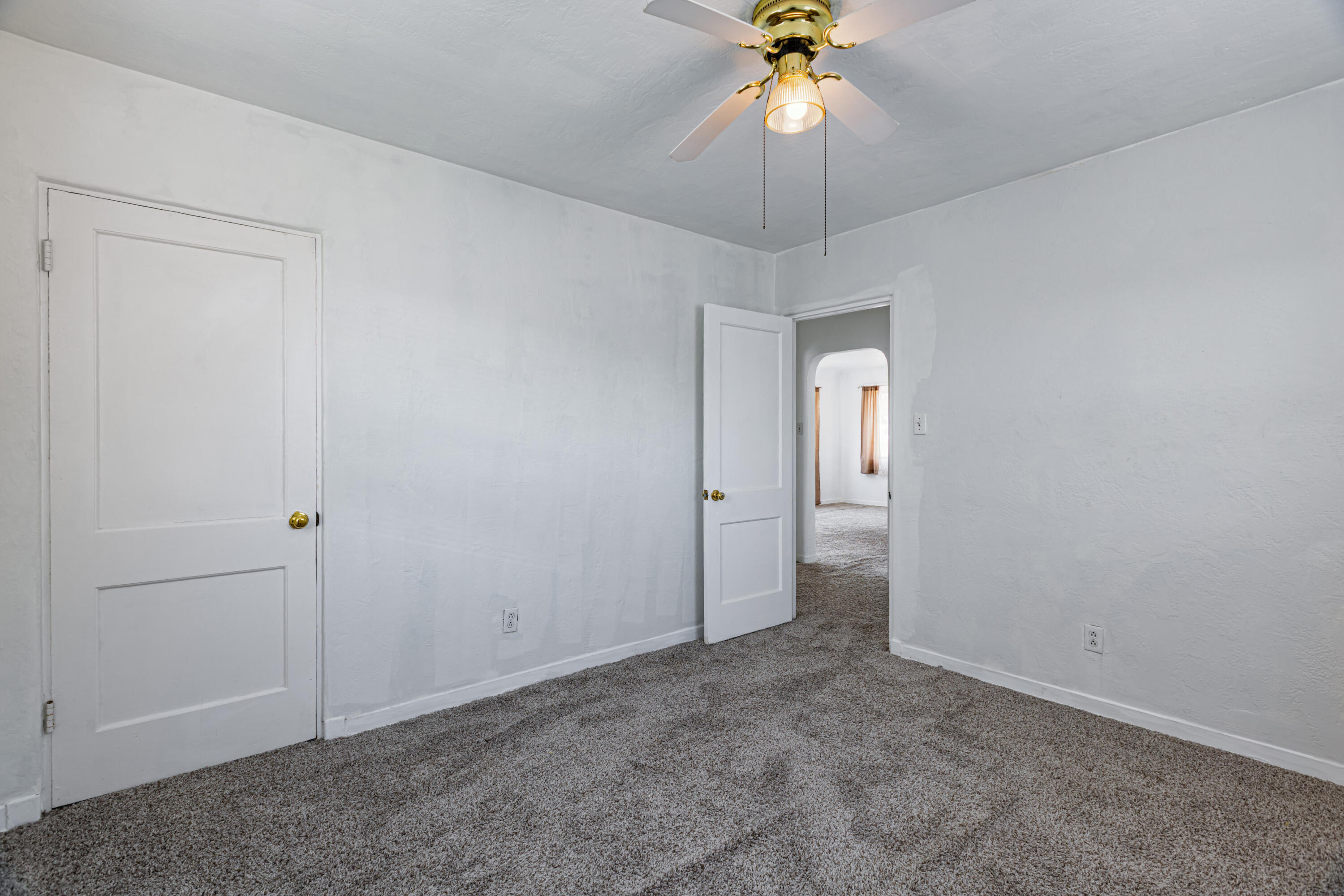 Photo 13 — 5420 Mountain Road NE