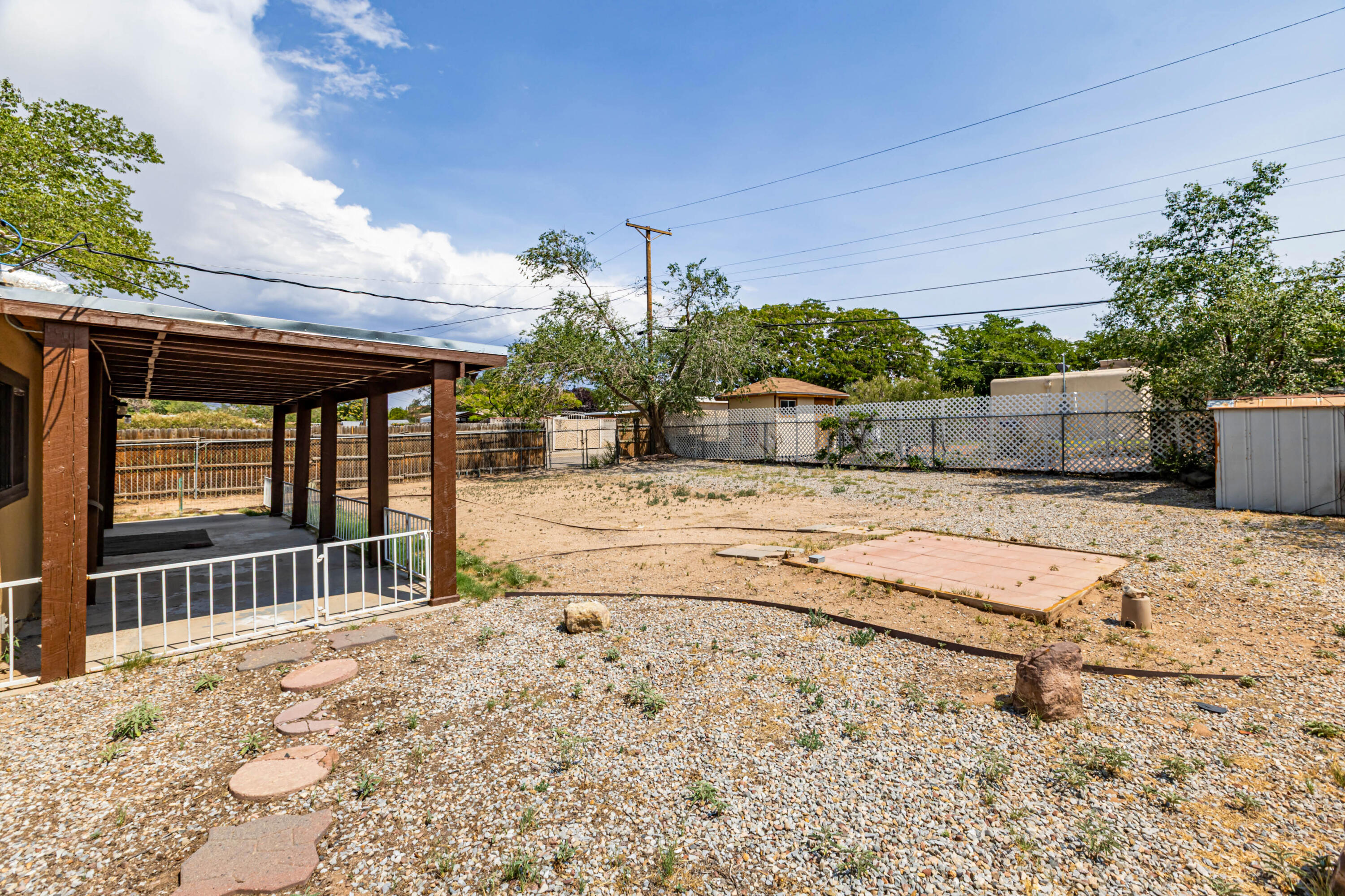 Photo 4 — 5420 Mountain Road NE