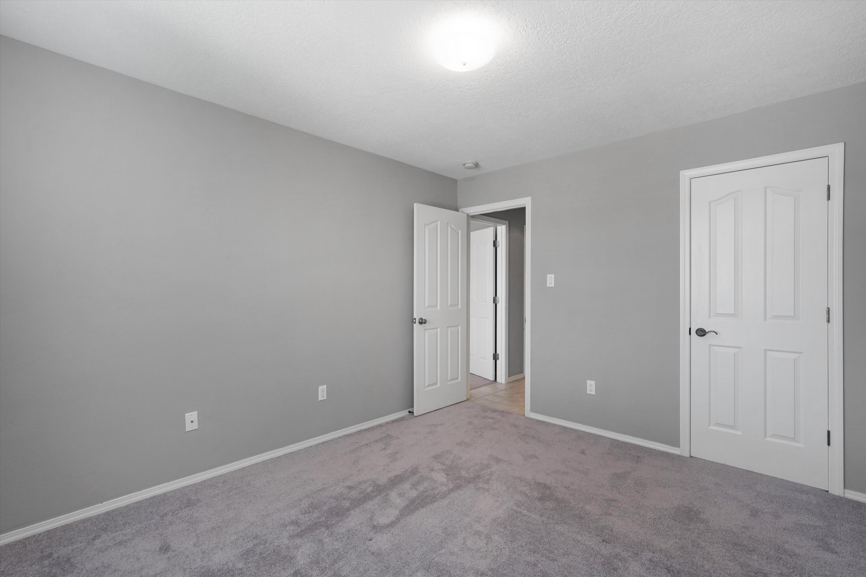 Photo 10 — 9600 Sun Dancer Drive NW