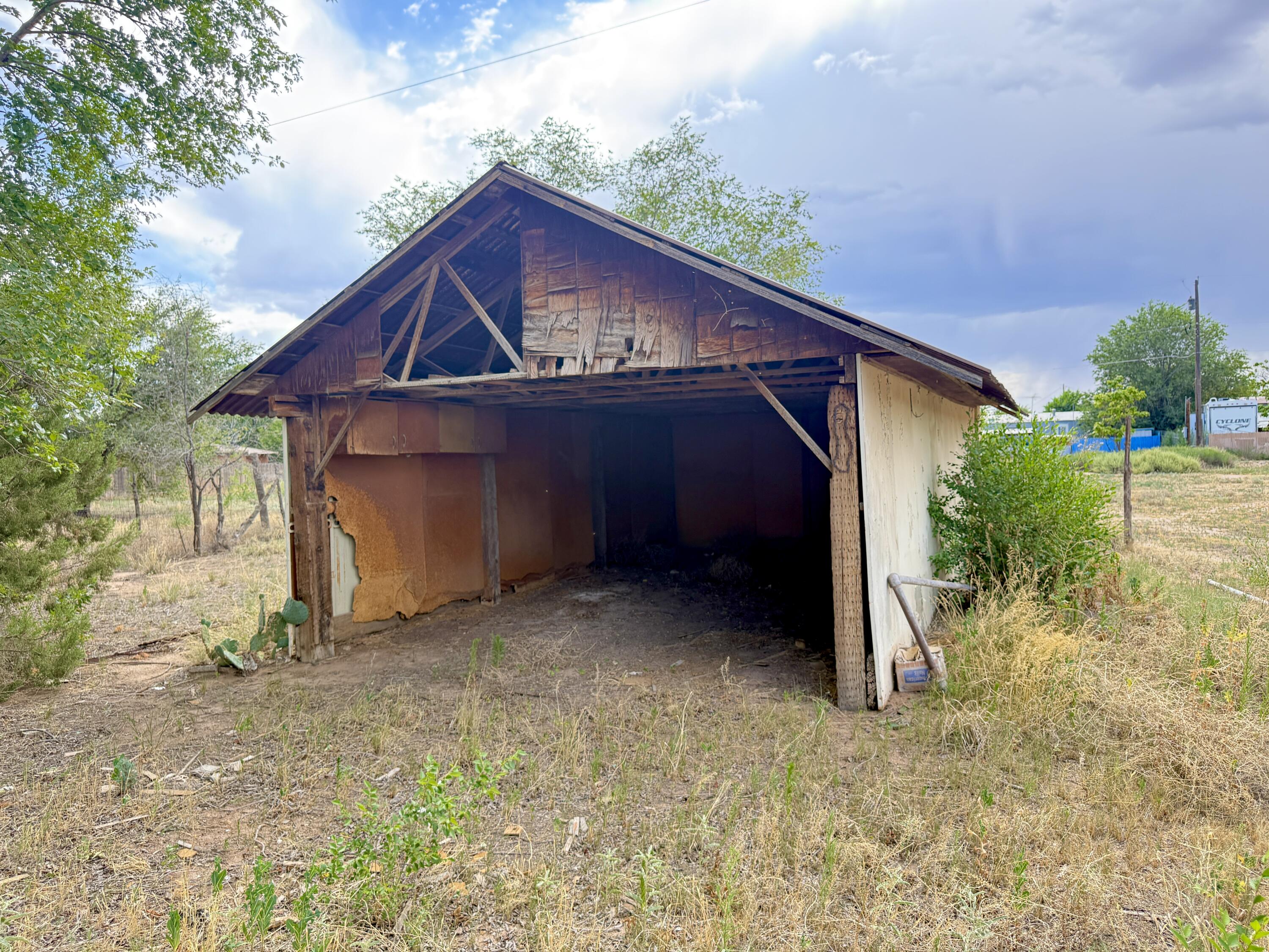 Photo 3 — 17B San Fernando Road
