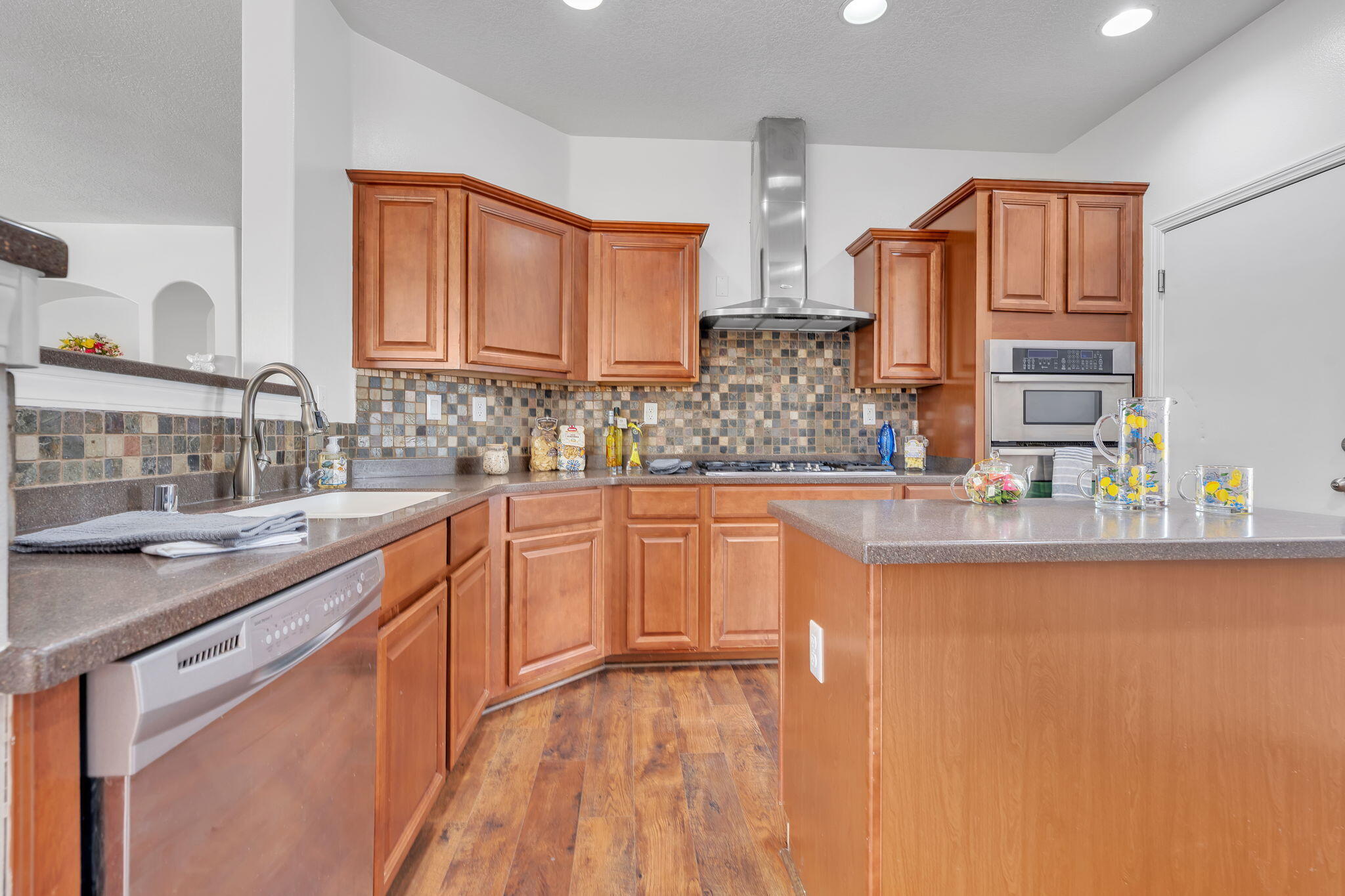 Photo 17 — 6914 Wrangell Loop NE
