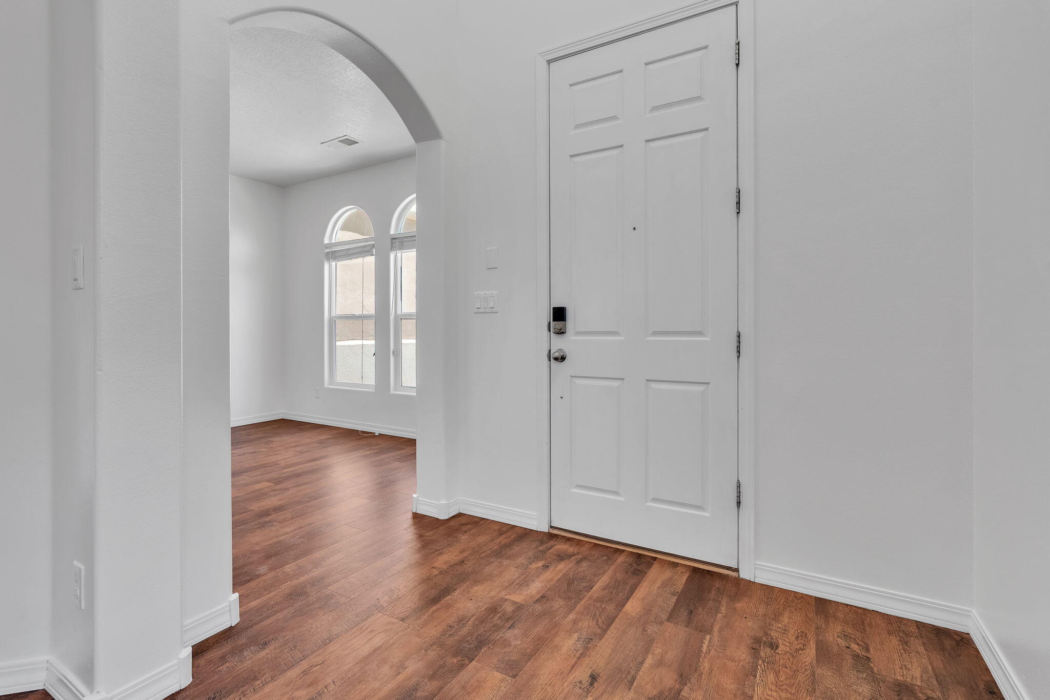 Photo 12 — 6914 Wrangell Loop NE