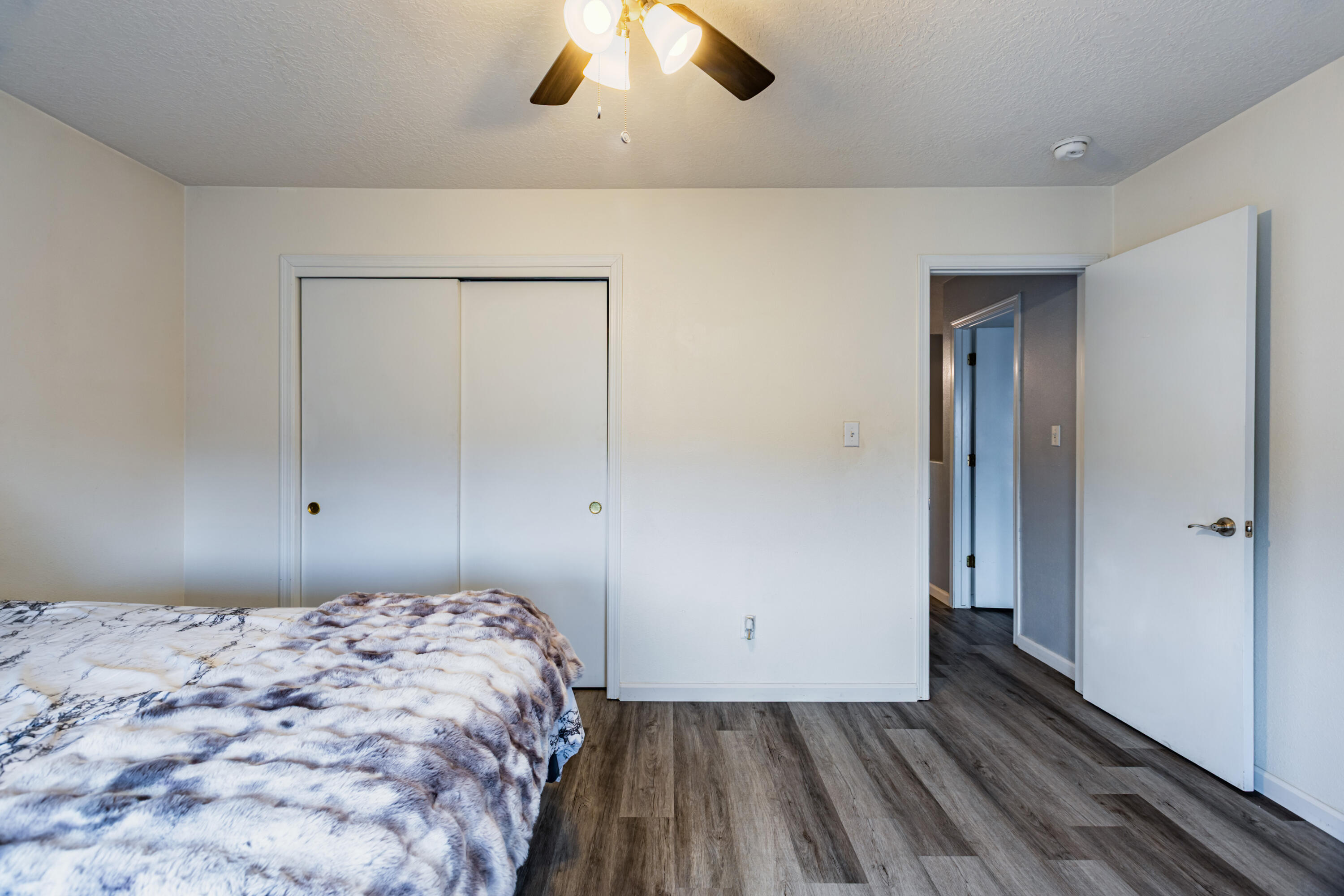 Photo 15 — 10801 Stonebrook Place NW