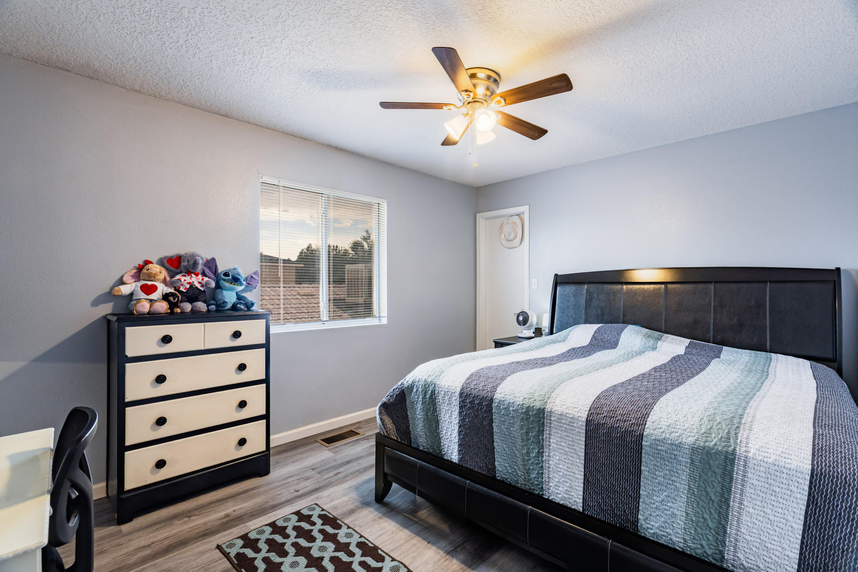 Photo 12 — 10801 Stonebrook Place NW