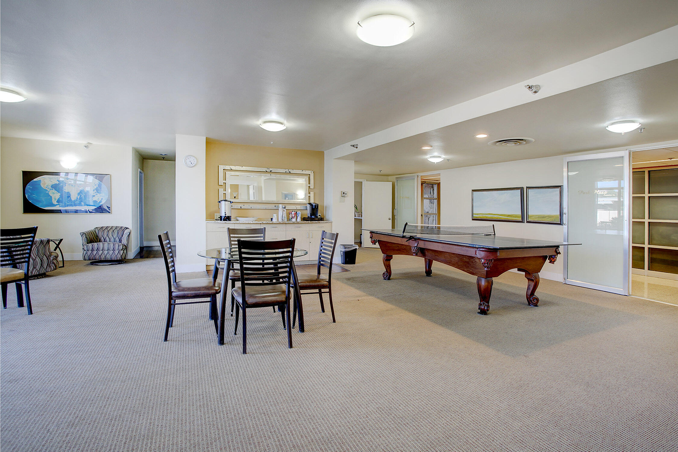 Photo 2 — 1331 Park Avenue SW 411/412