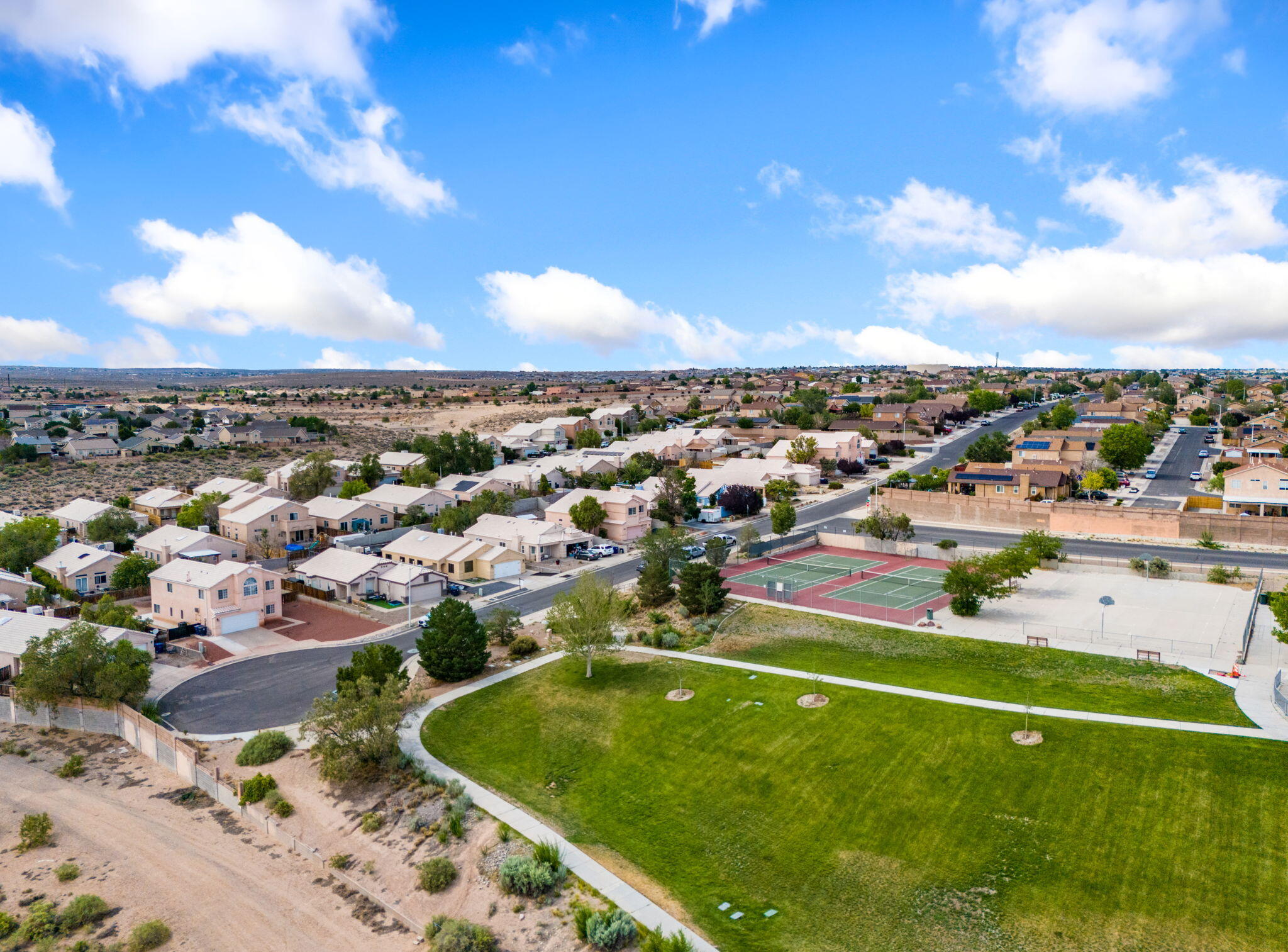 Photo 14 — 10515 Rockcliff Court NW
