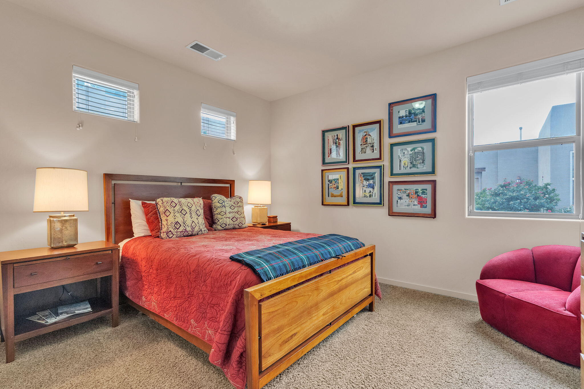 Photo 15 — 5308 Sacate Avenue NW