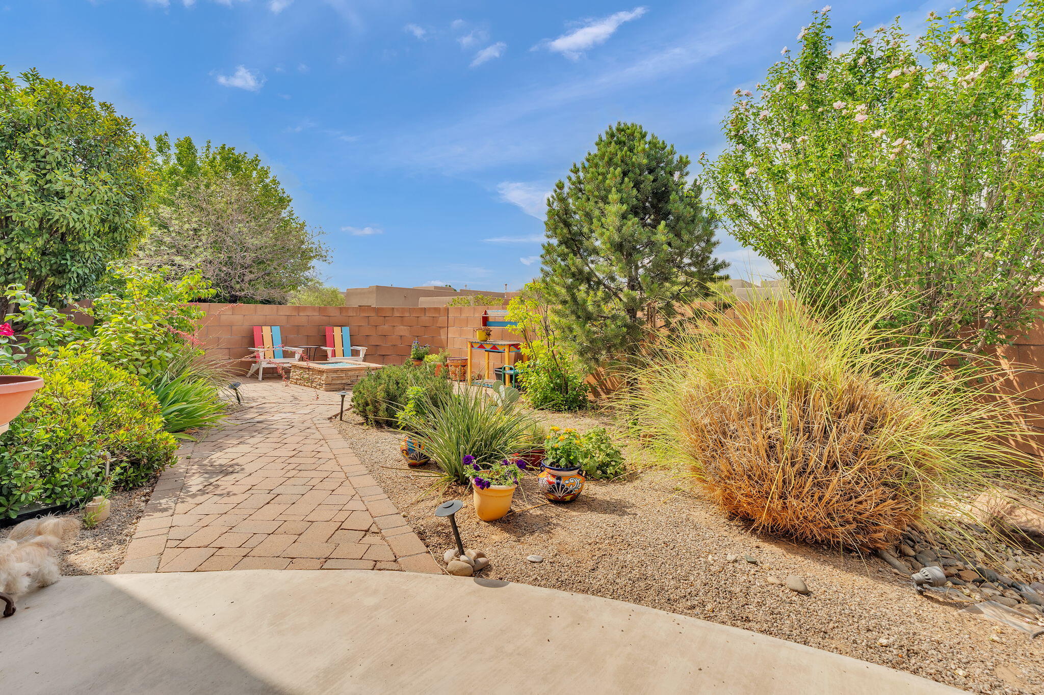 Photo 7 — 5308 Sacate Avenue NW