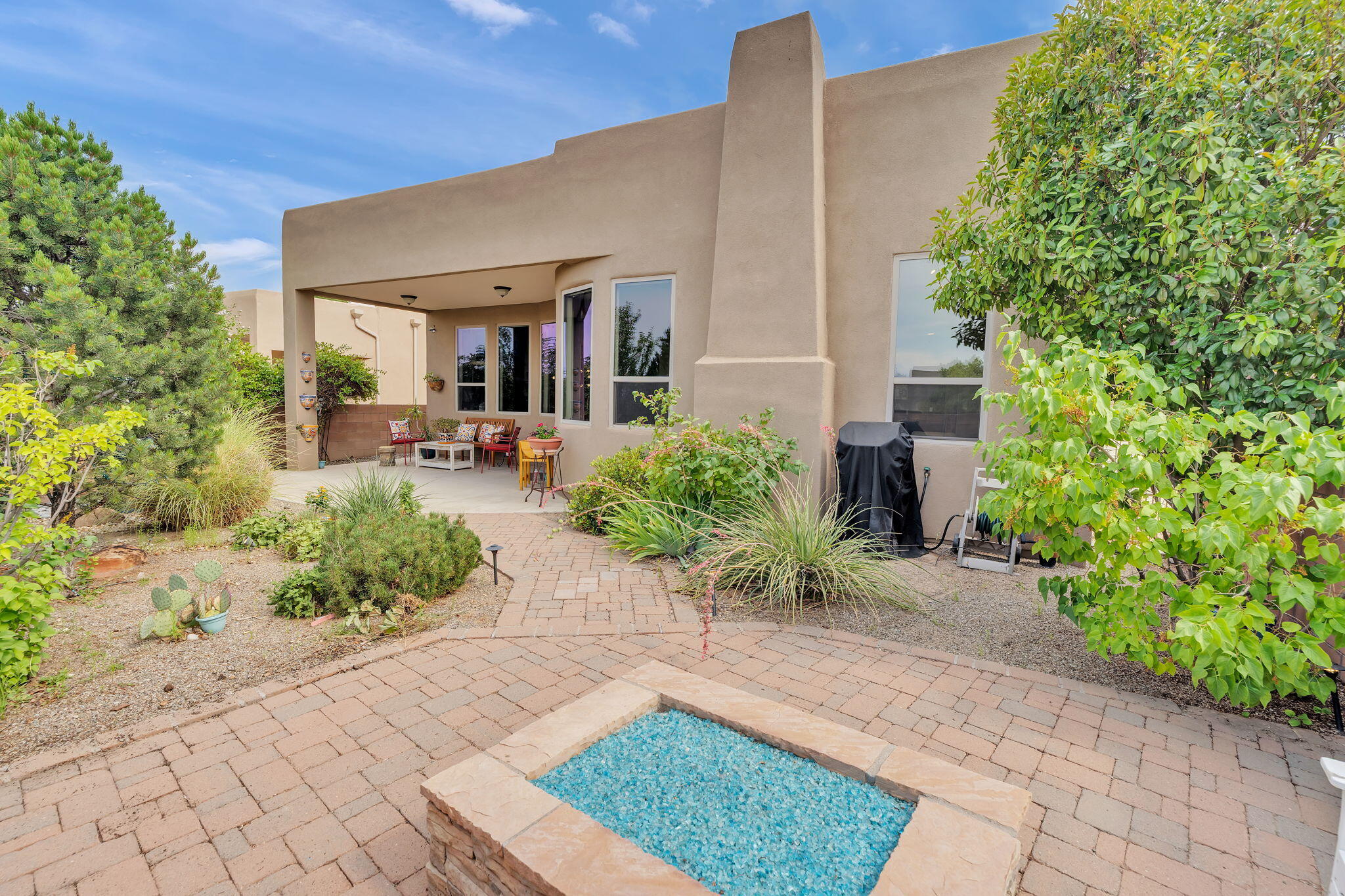Photo 6 — 5308 Sacate Avenue NW