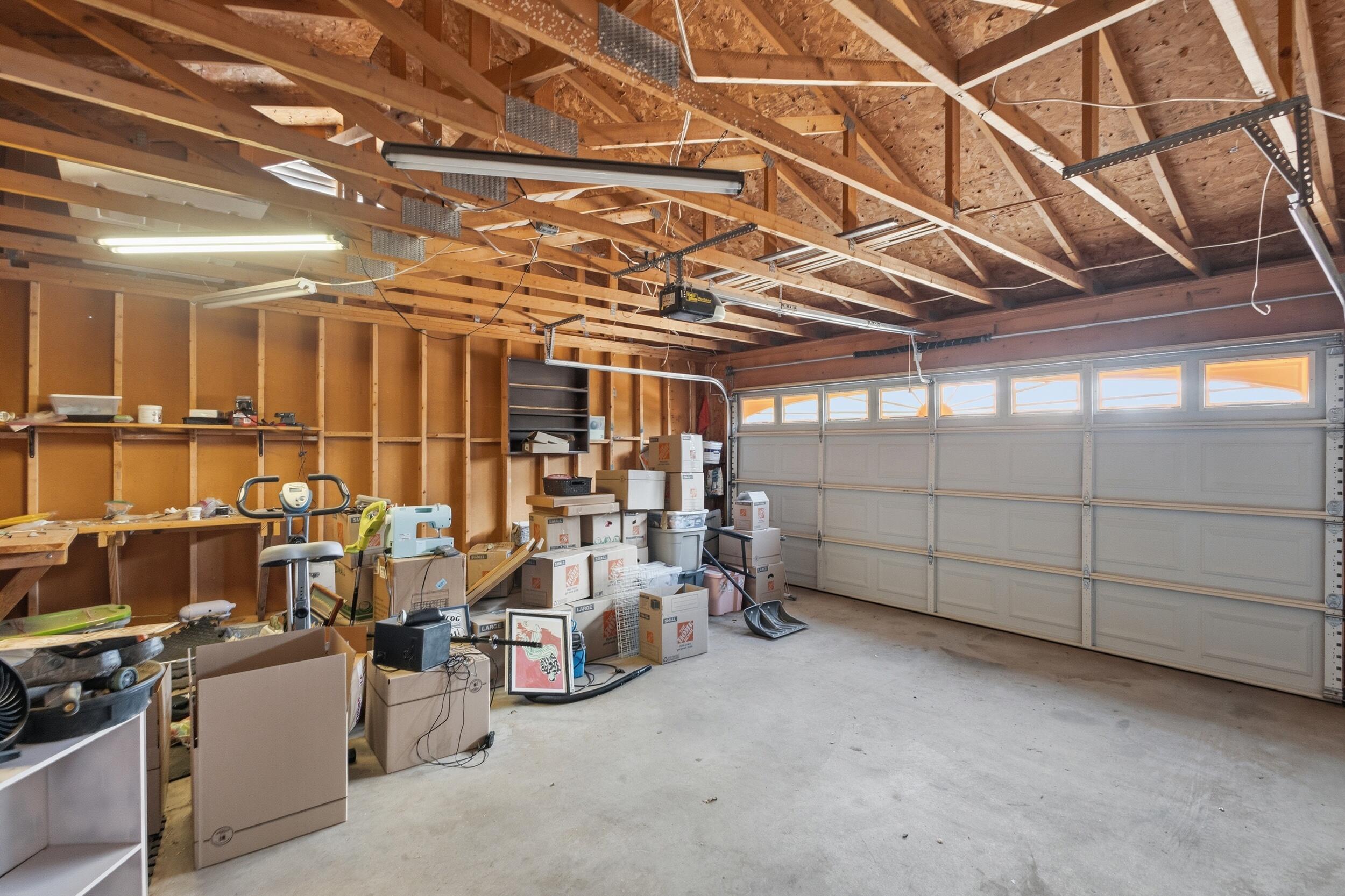 Photo 2 — 1721 Allegheny Drive NE