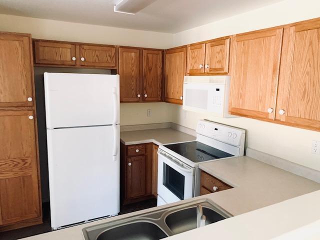 Photo 13 — 5239 Na Pali Street NE 18A