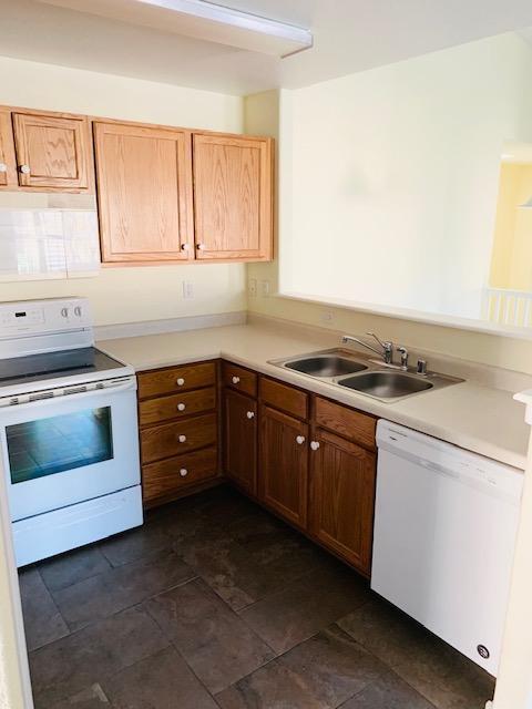 Photo 12 — 5239 Na Pali Street NE 18A