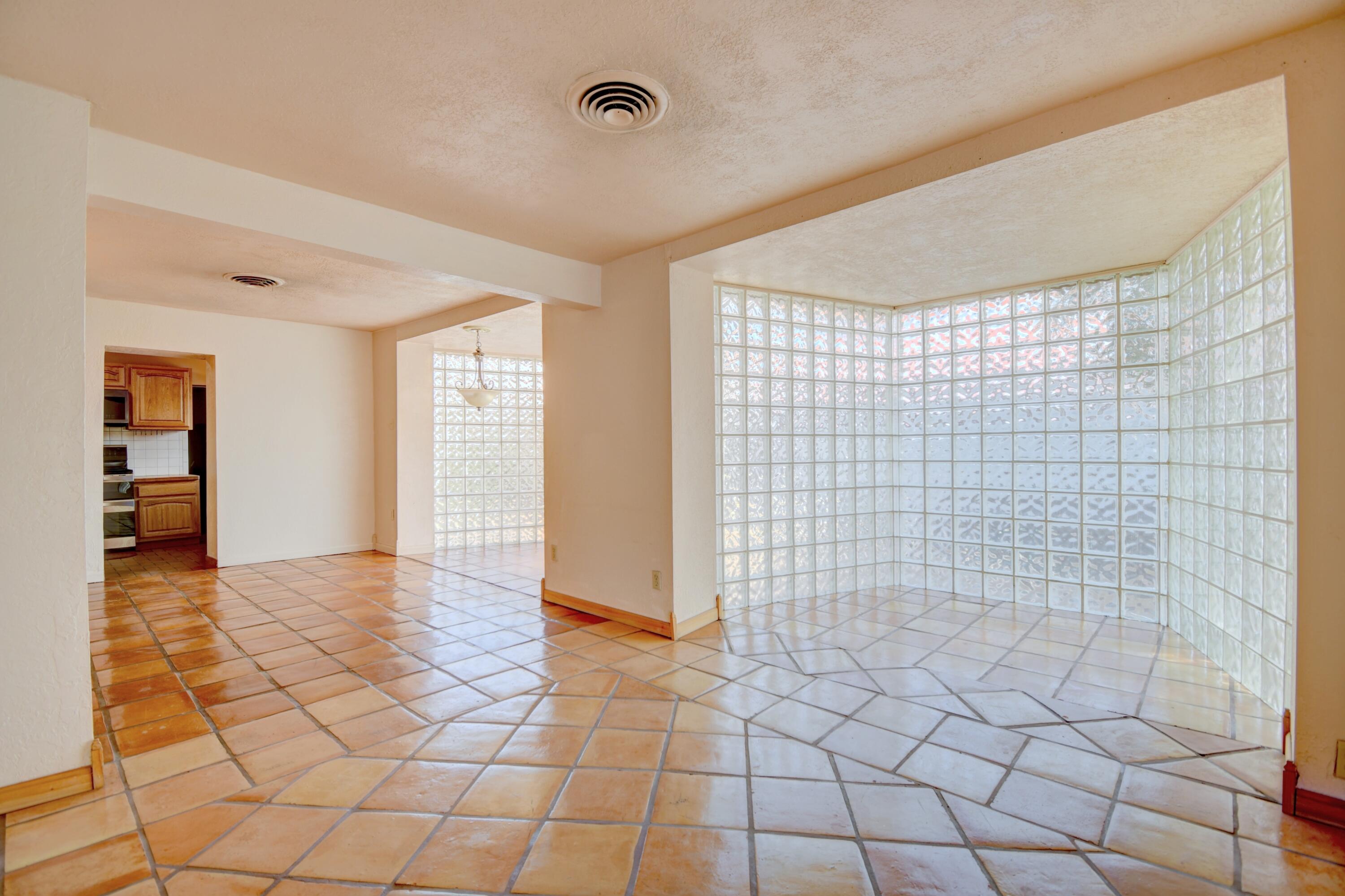 Photo 6 — 1141 Tapia Boulevard SW