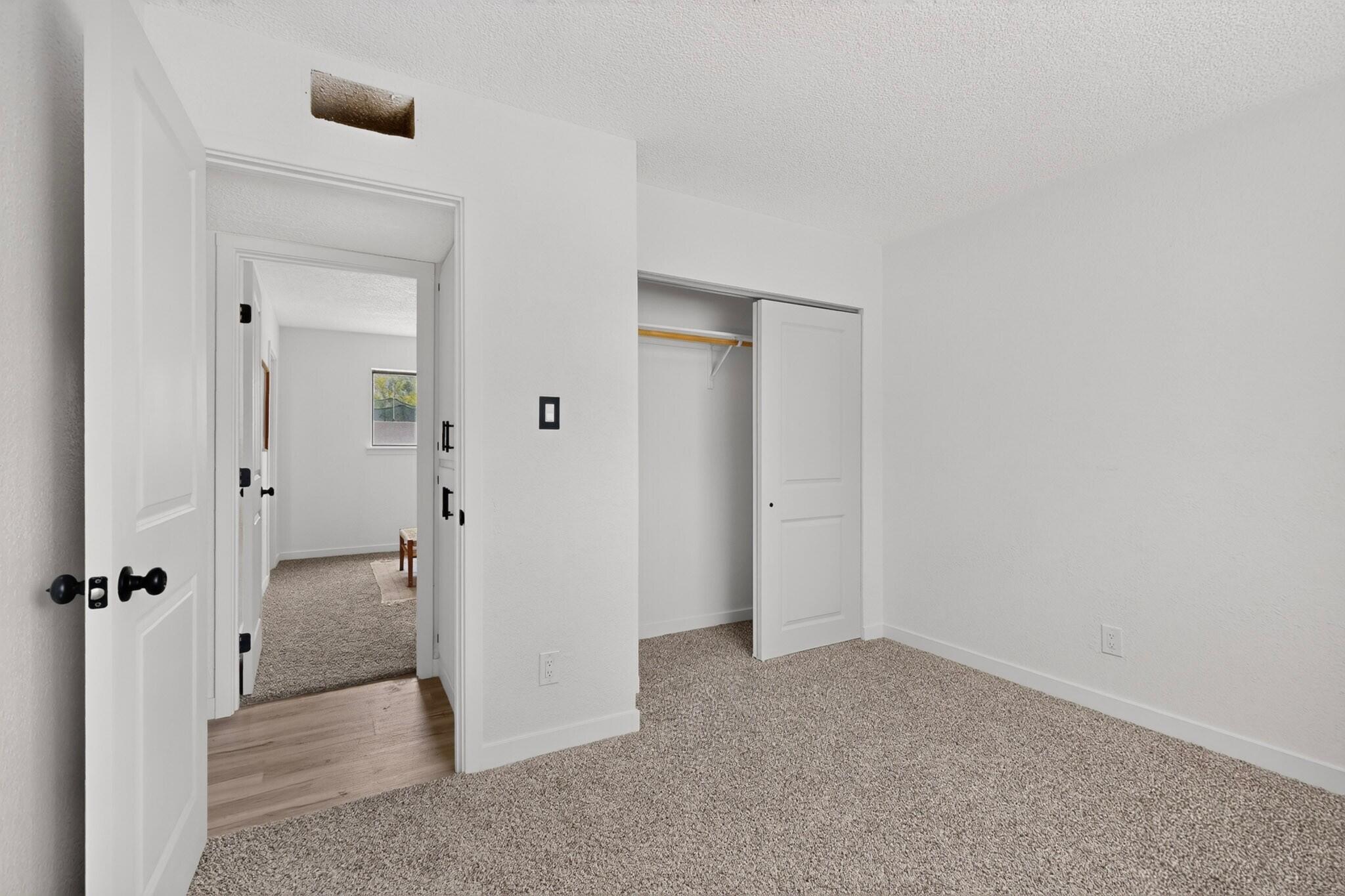 Photo 3 — 4720 Tennessee Street NE