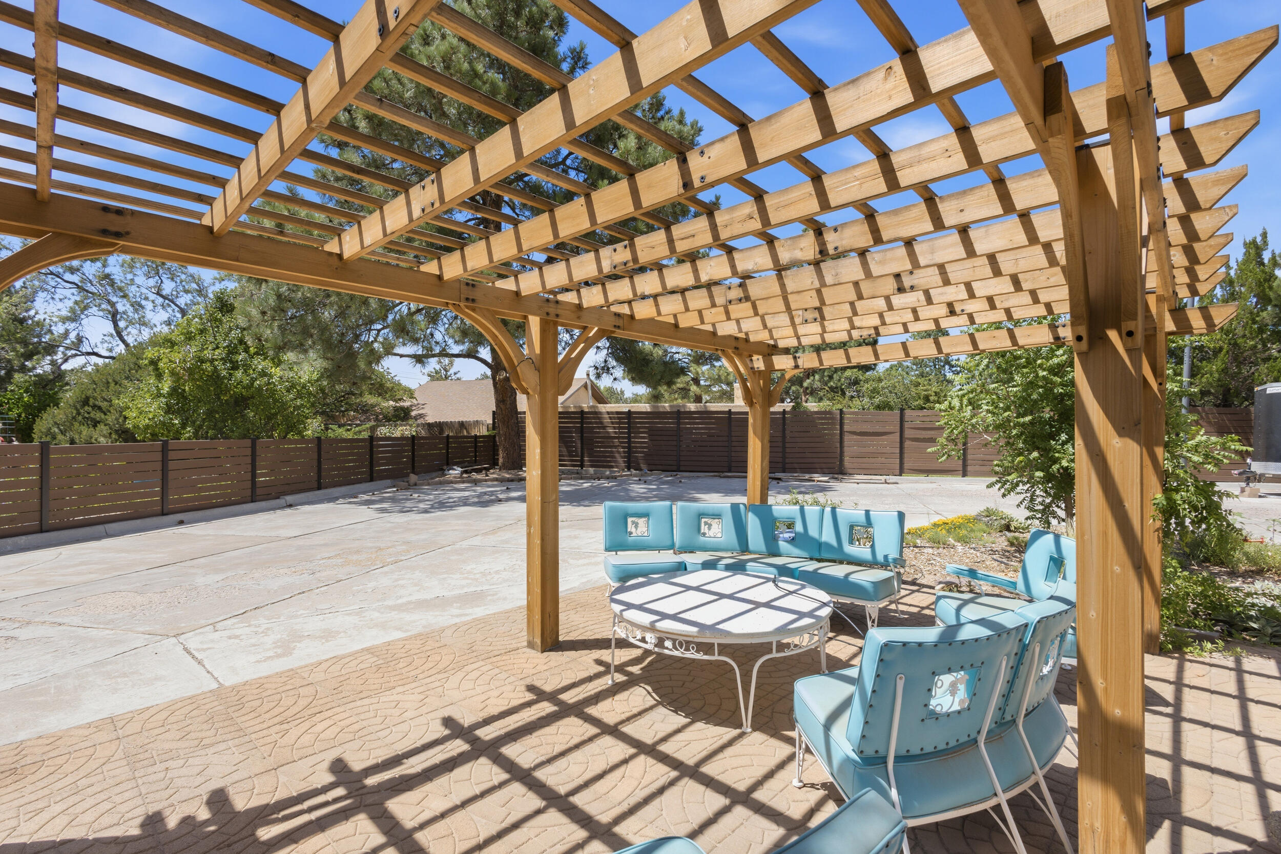 Photo 12 — 904 Ganado Court SE