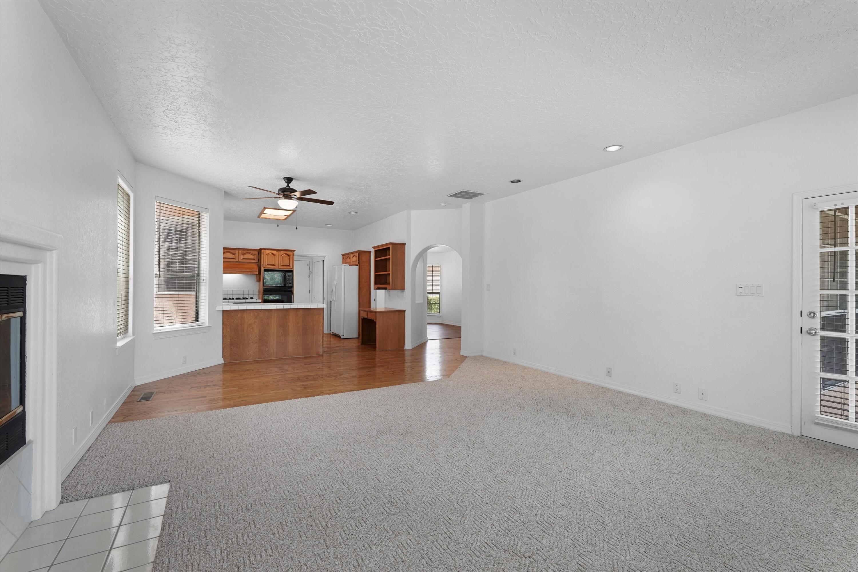 Photo 8 — 12309 La Vista Grande Drive NE