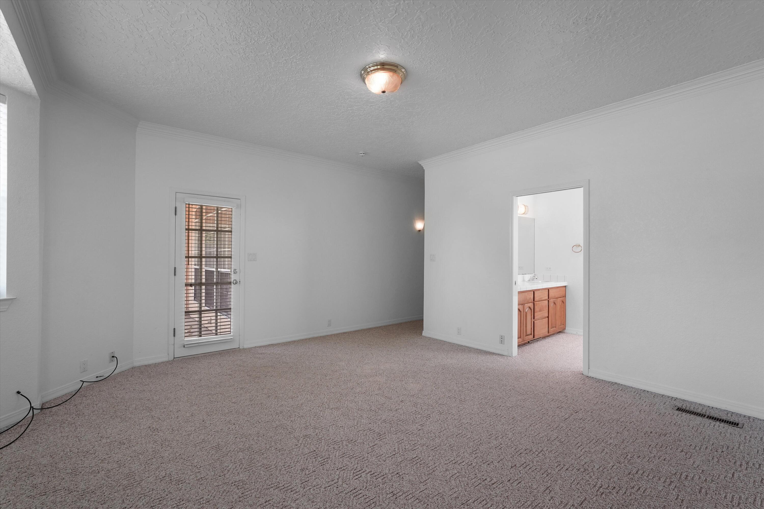 Photo 11 — 12309 La Vista Grande Drive NE