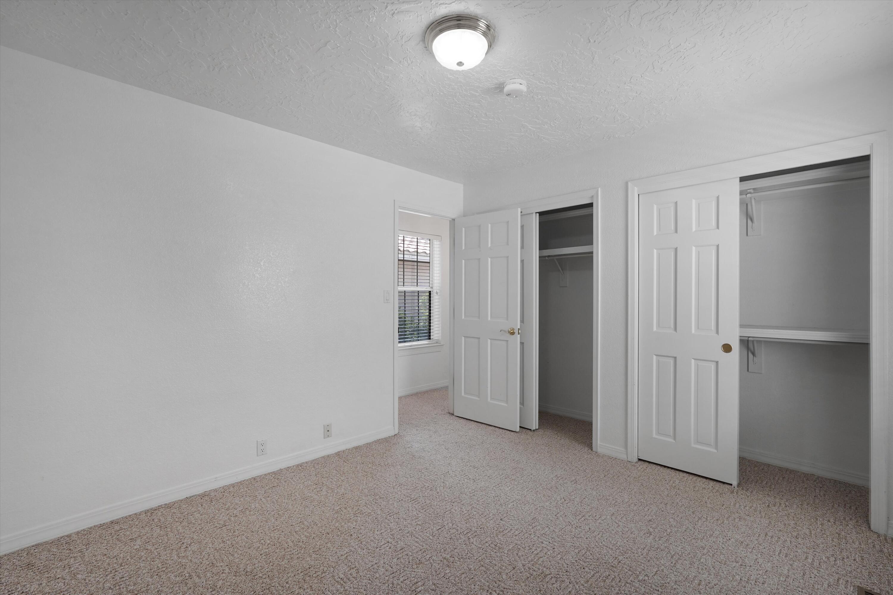 Photo 16 — 12309 La Vista Grande Drive NE