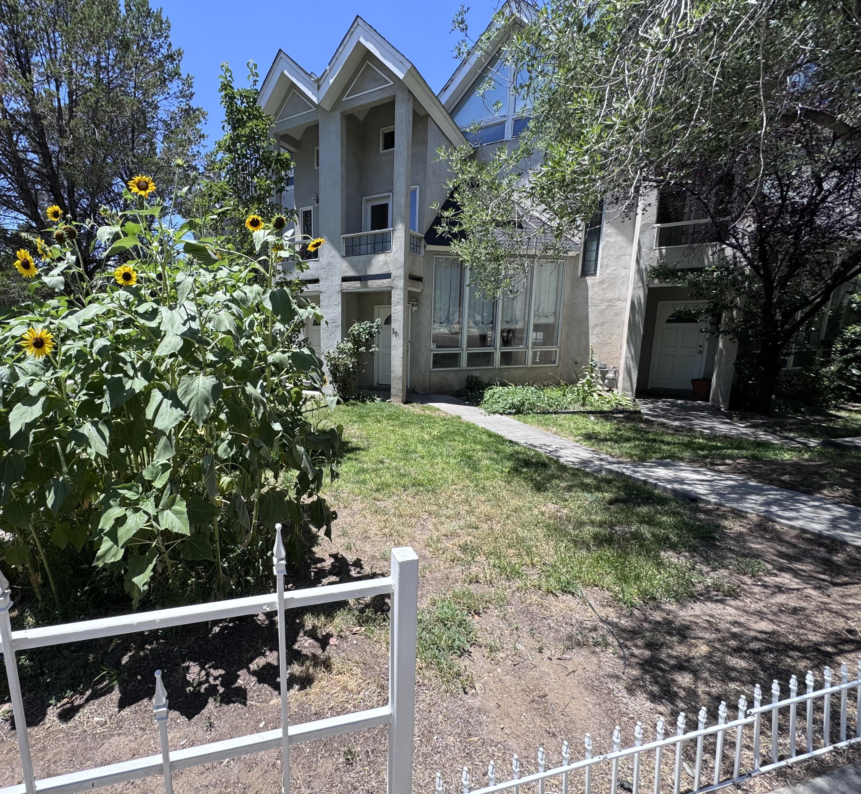501 Mulberry Street NE, Albuquerque, NM 87106