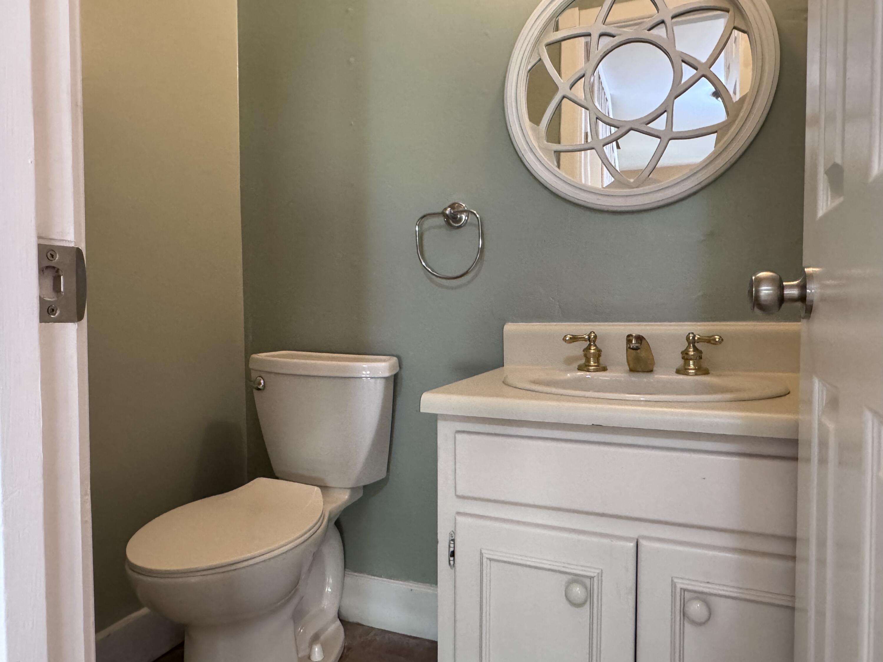 Photo 13 — 501 Mulberry Street NE