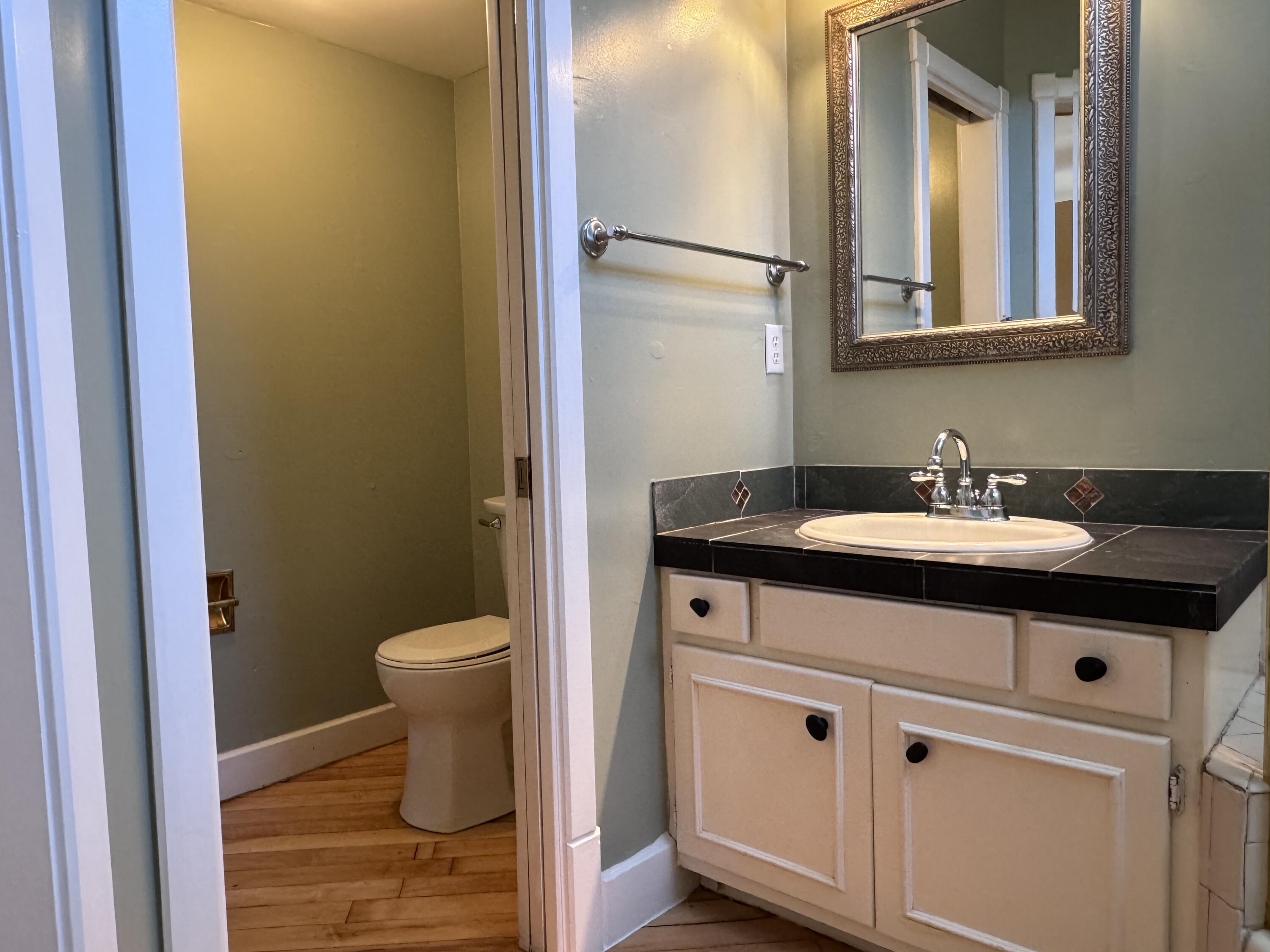Photo 2 — 501 Mulberry Street NE