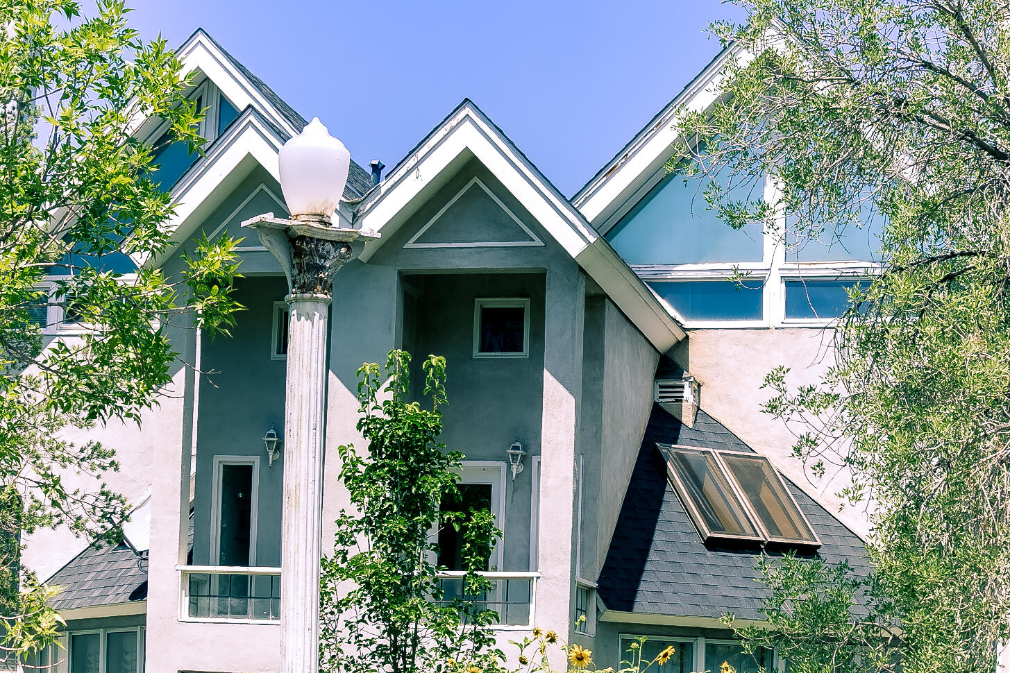Photo 4 — 501 Mulberry Street NE