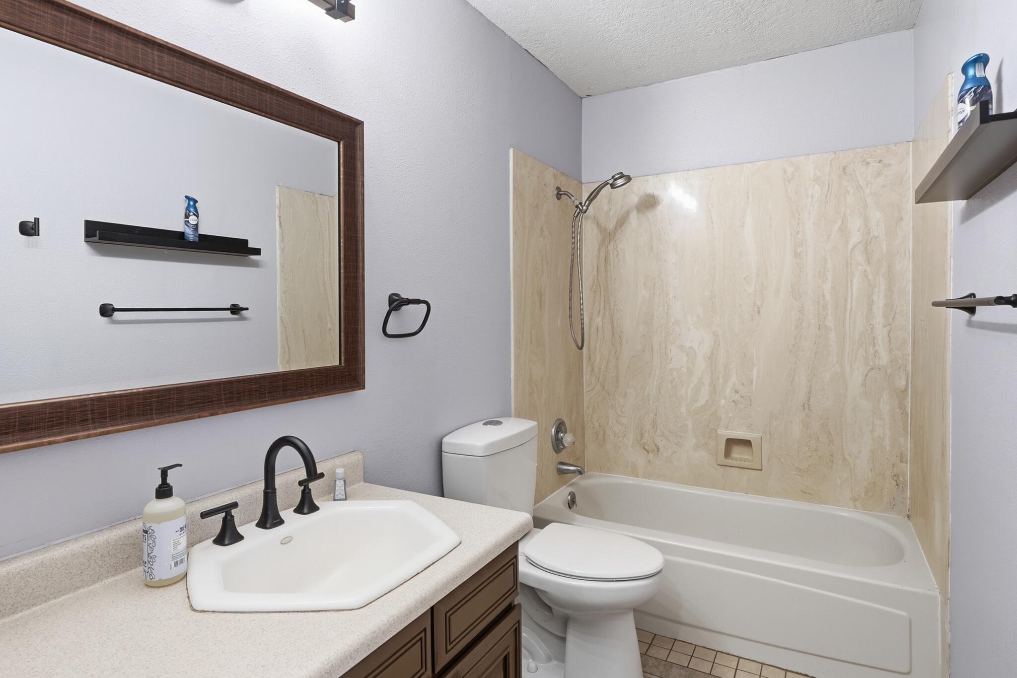Photo 19 — 1425 32nd Circle SE