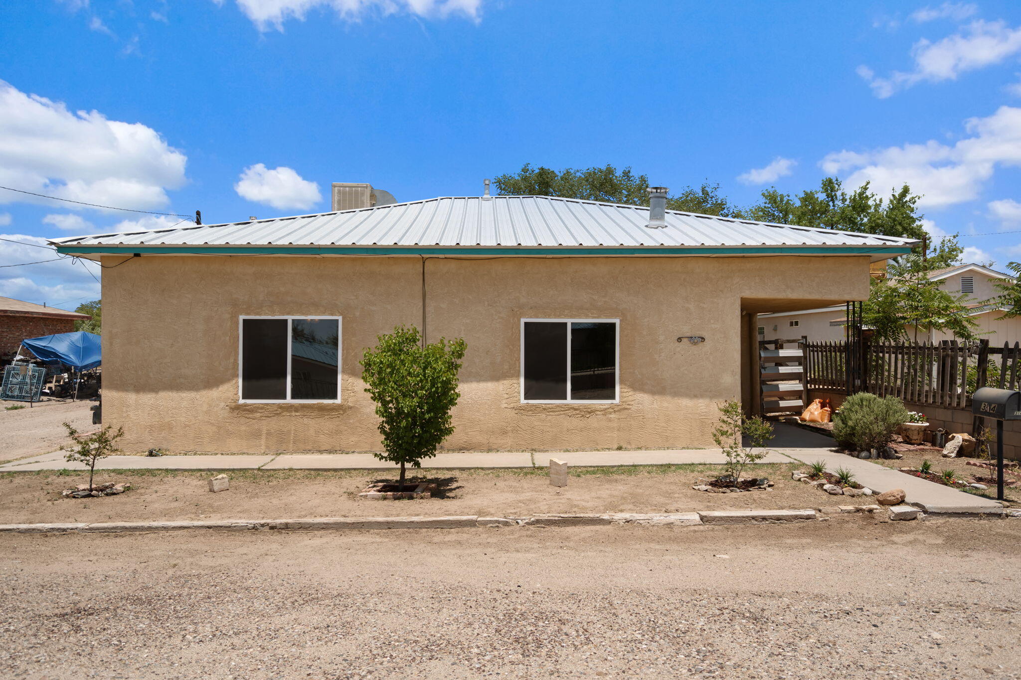 Photo 2 — 314 W Aragon Road