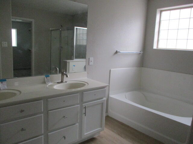 Photo 11 — 1201 Sidewinder Road NE