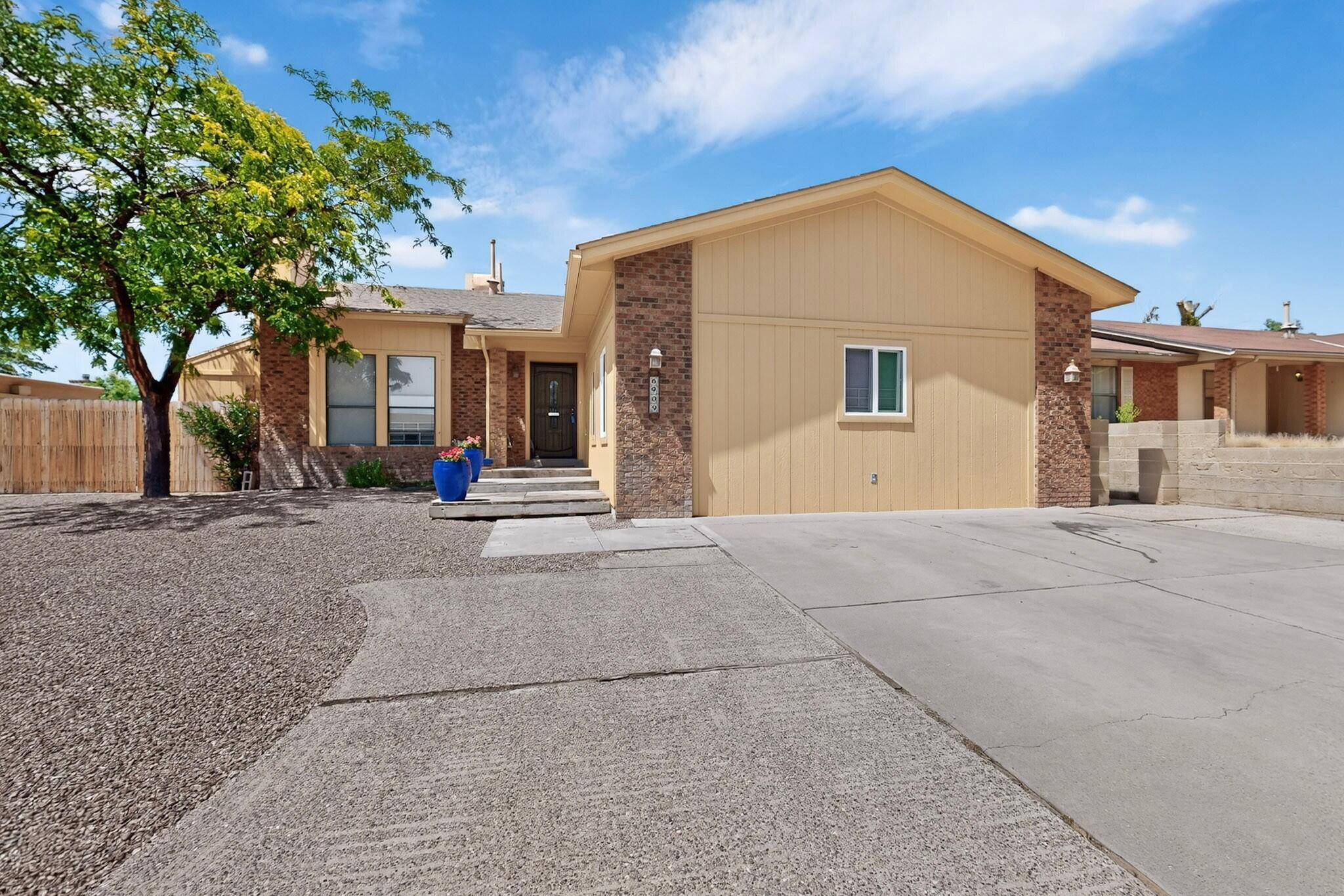 Photo 2 — 6909 Quarterhorse Lane NW