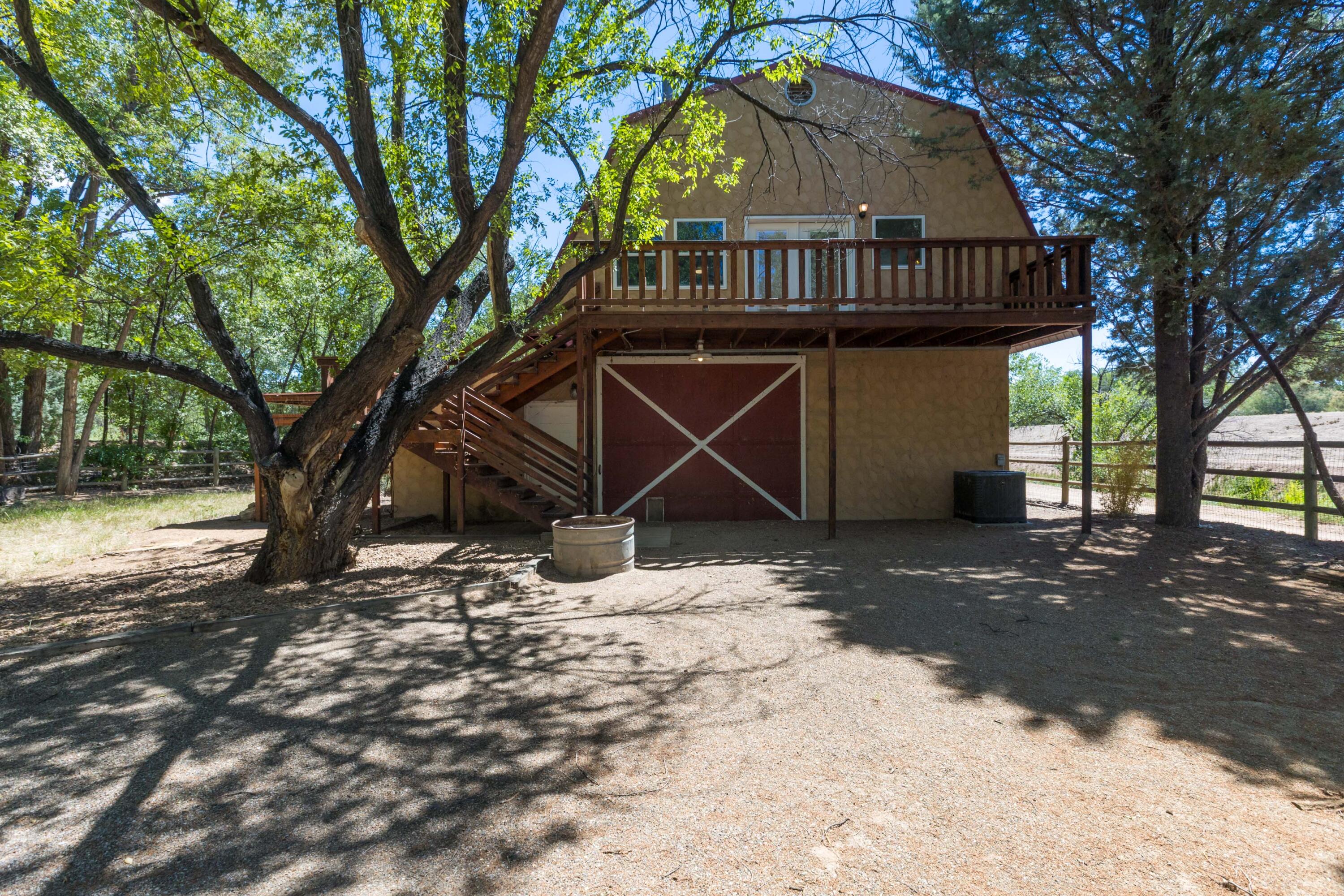 Photo 15 — 7437 Rio Grande Boulevard NW