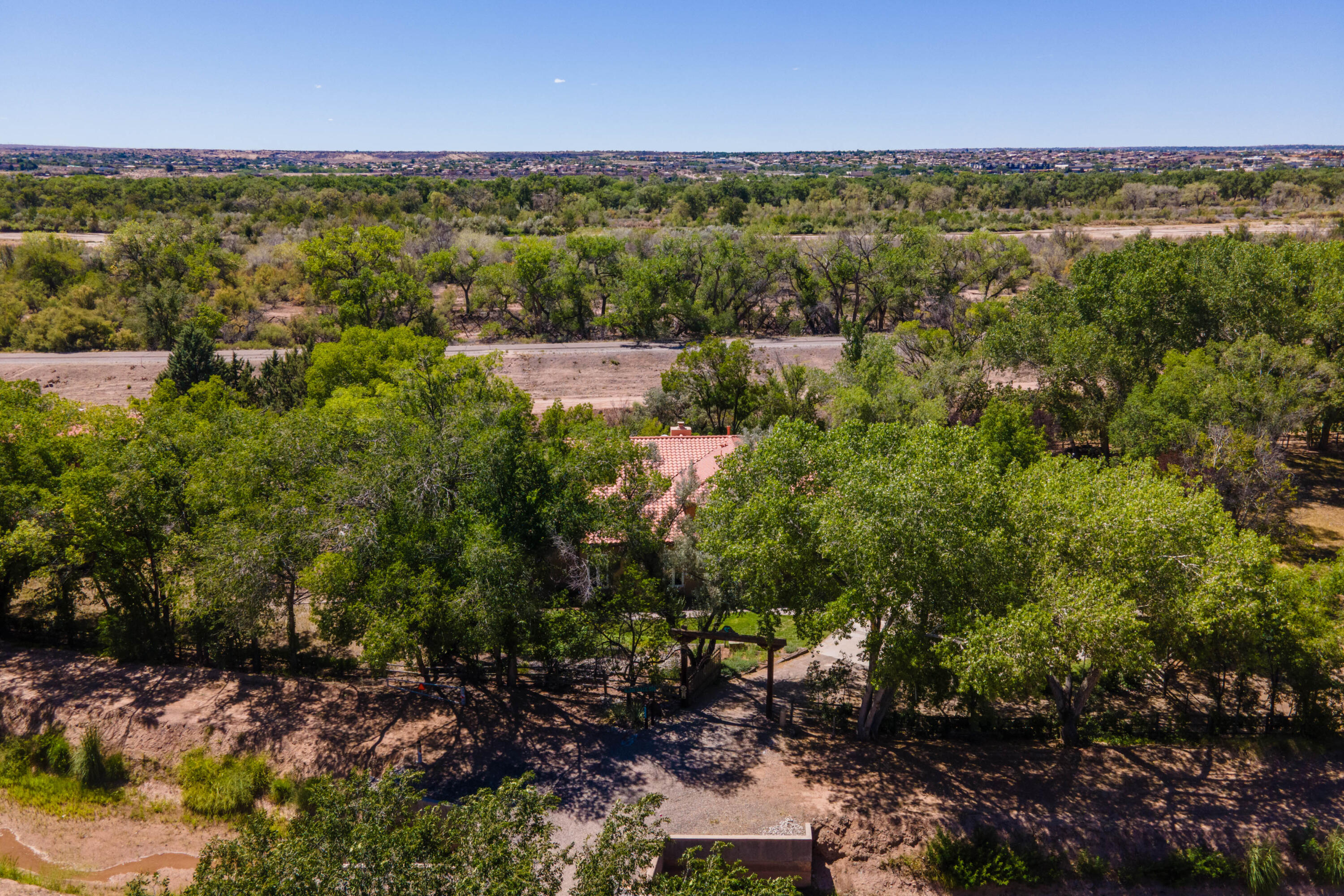 Photo 3 — 7437 Rio Grande Boulevard NW