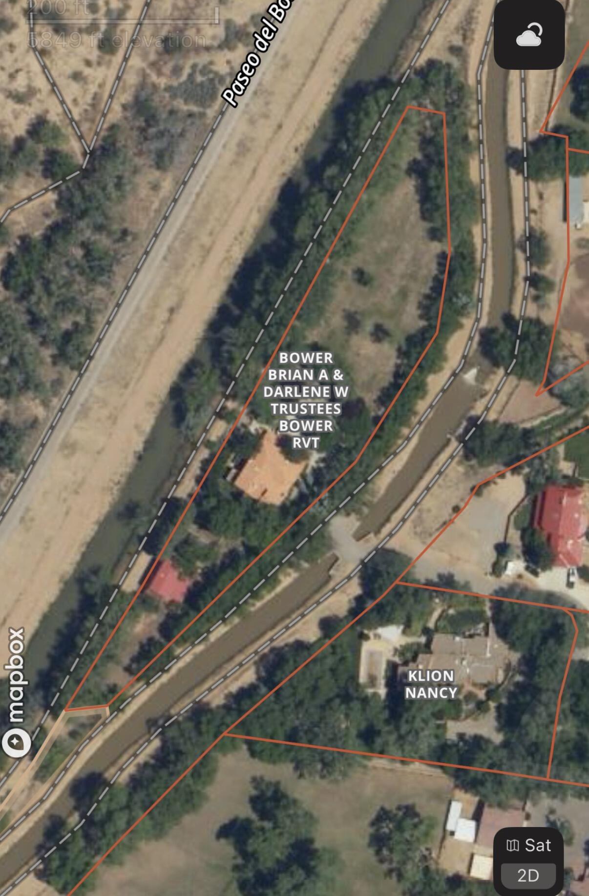 Photo 2 — 7437 Rio Grande Boulevard NW