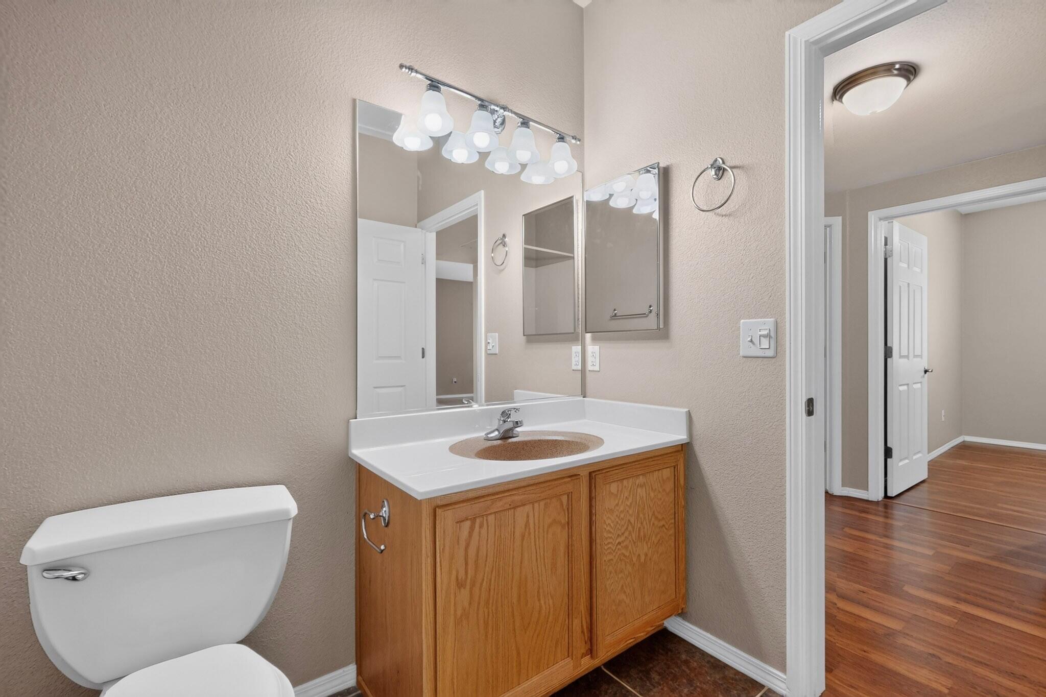 Photo 13 — 6800 Vista Del Norte Drive NE # 21
