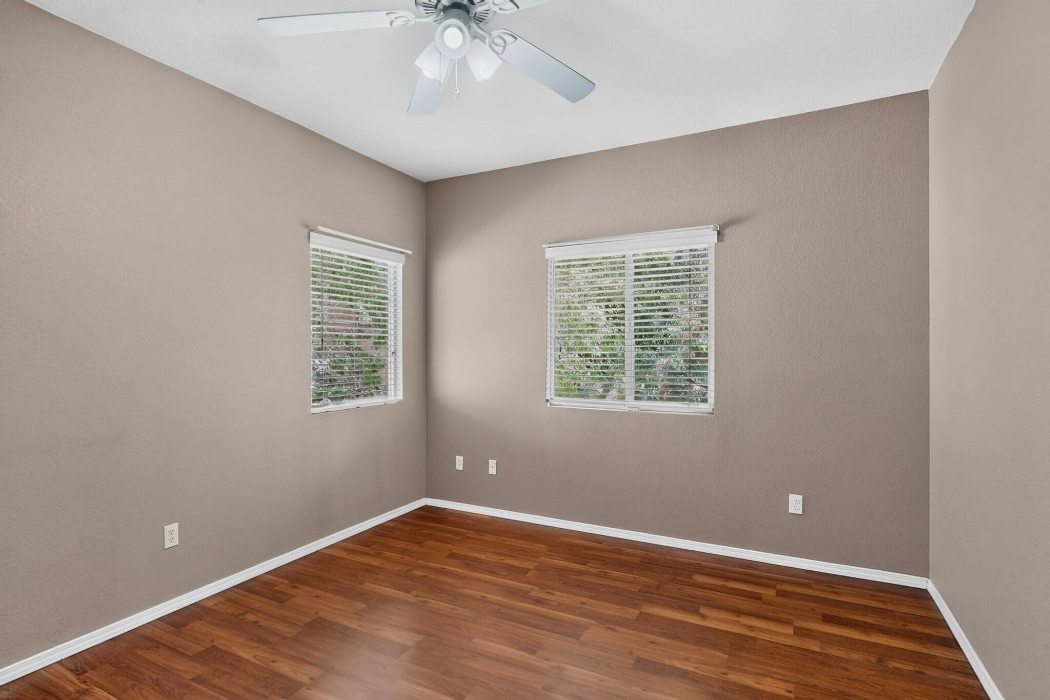 Photo 17 — 6800 Vista Del Norte Drive NE # 21