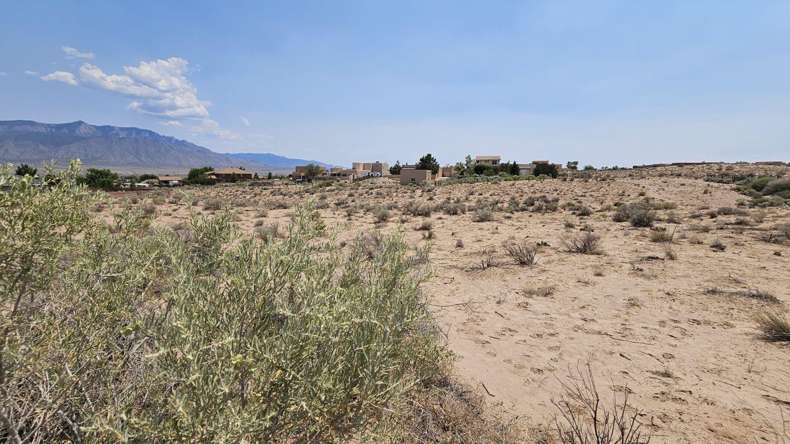 Photo 10 — 6824 Chapingo Road NE
