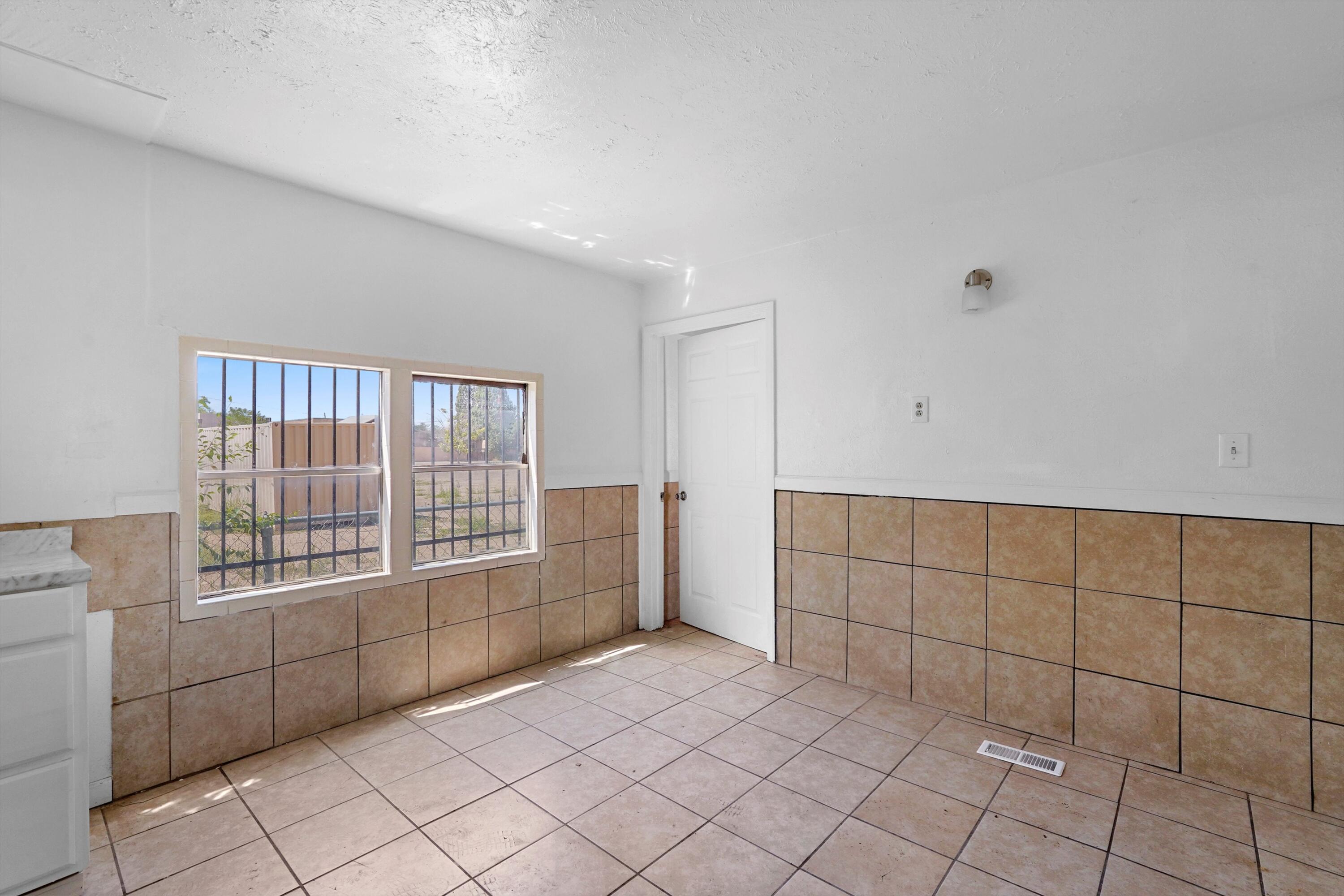 Photo 12 — 5411 4th Street NW