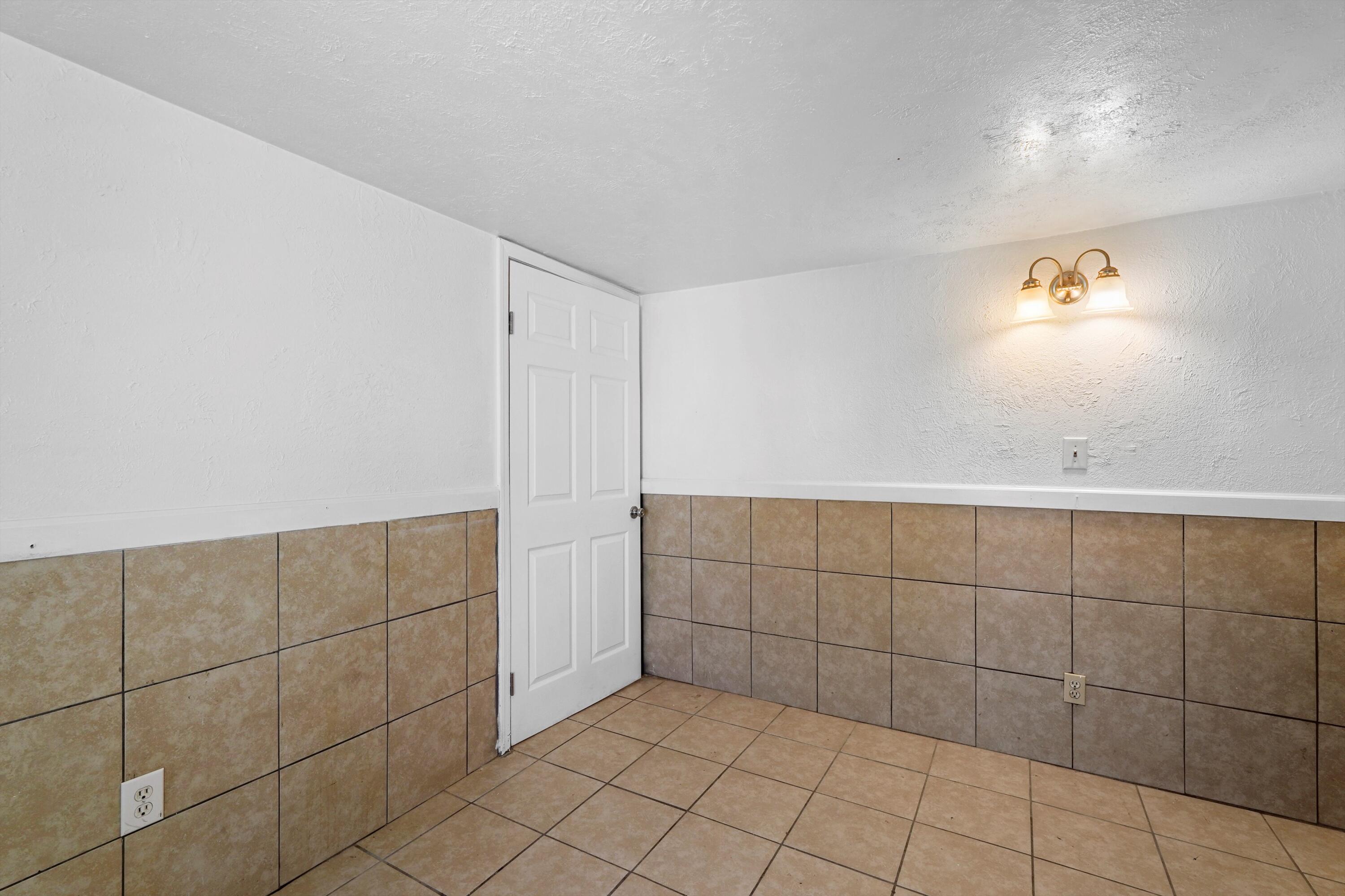 Photo 10 — 5411 4th Street NW
