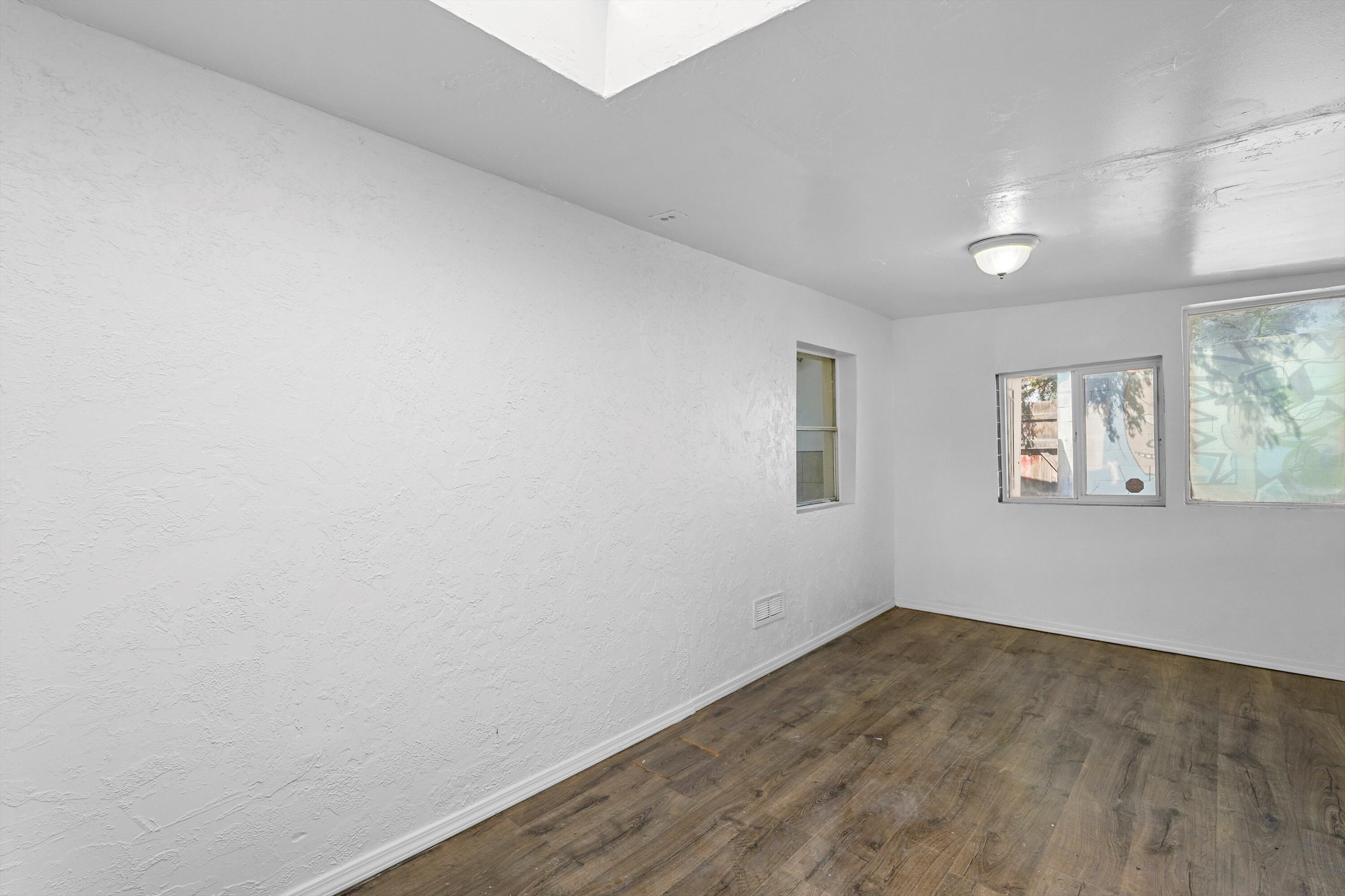 Photo 3 — 5411 4th Street NW