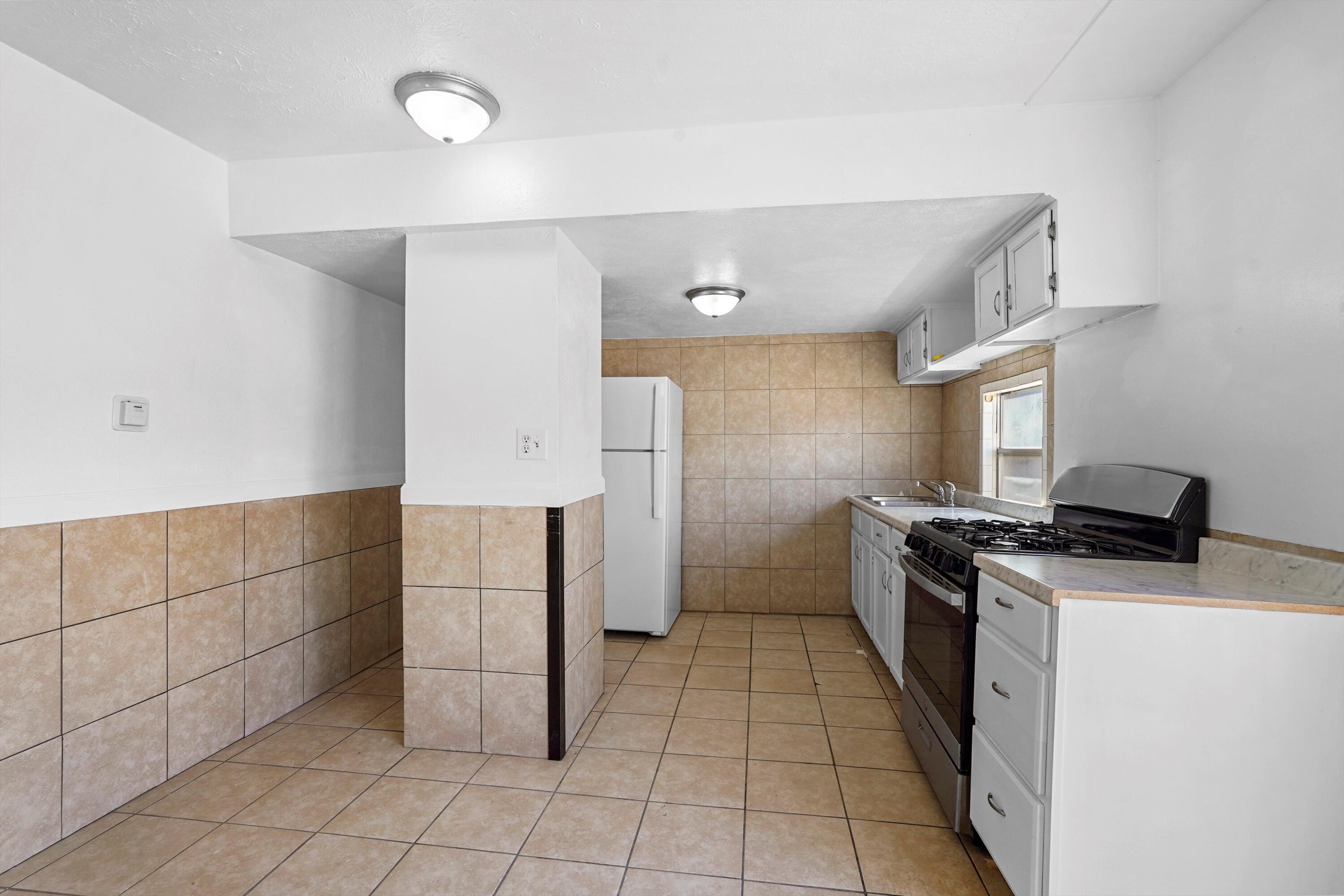 Photo 15 — 5411 4th Street NW