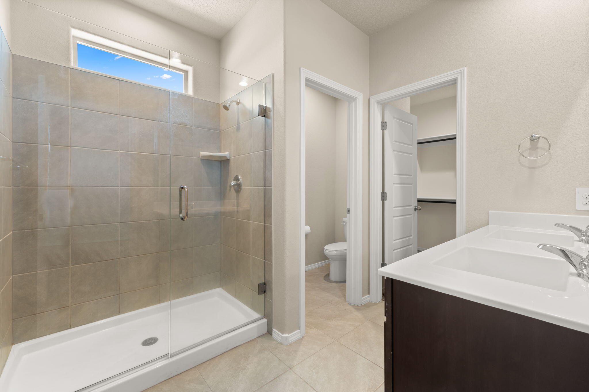 Photo 12 — 614 Turmalina Drive SE