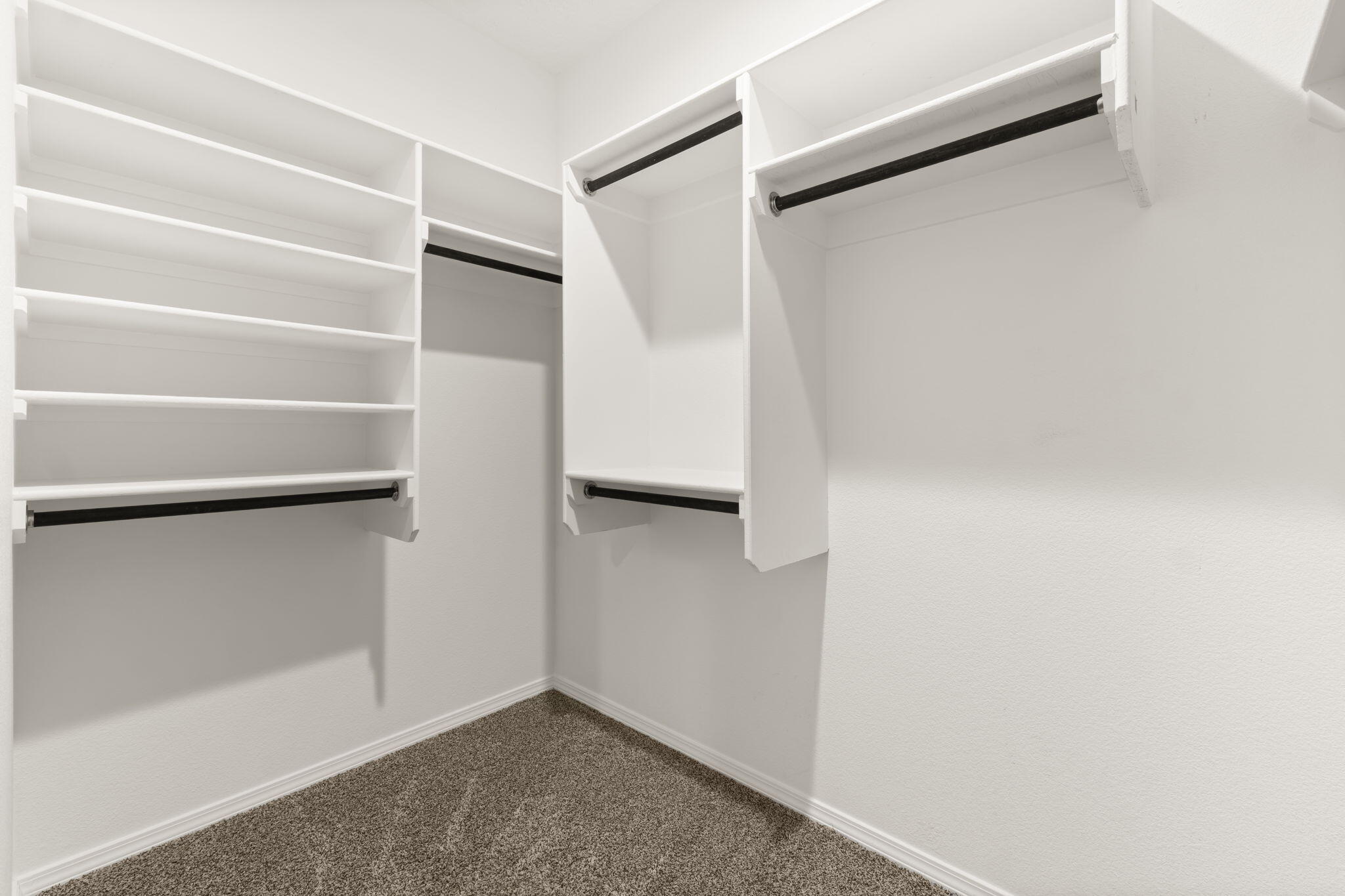 Photo 11 — 614 Turmalina Drive SE