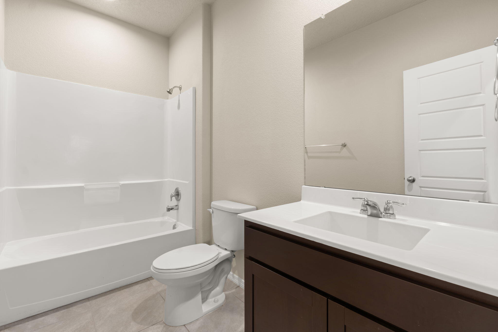 Photo 6 — 614 Turmalina Drive SE