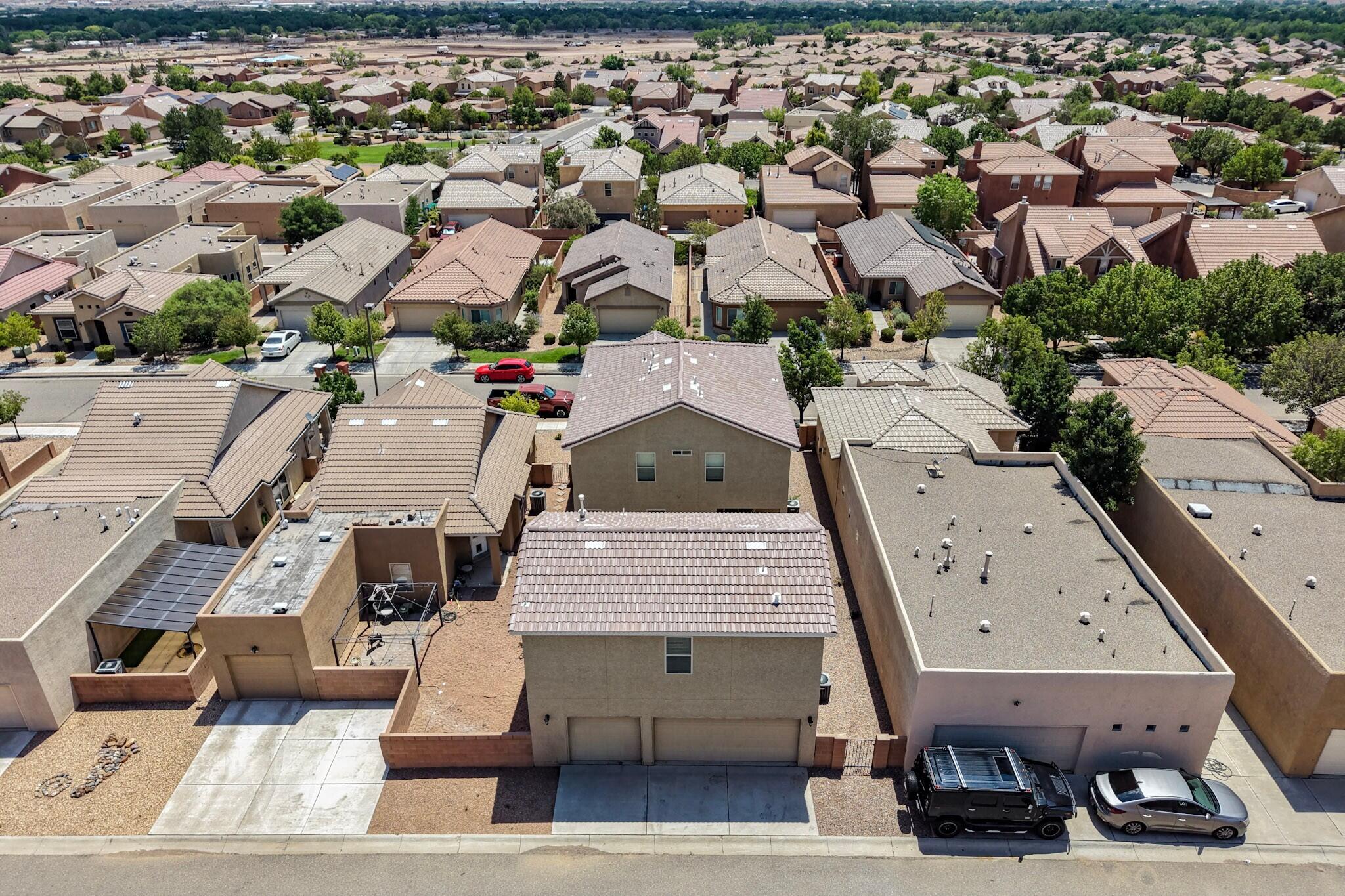 Photo 8 — 829 Palo Duro Drive NW